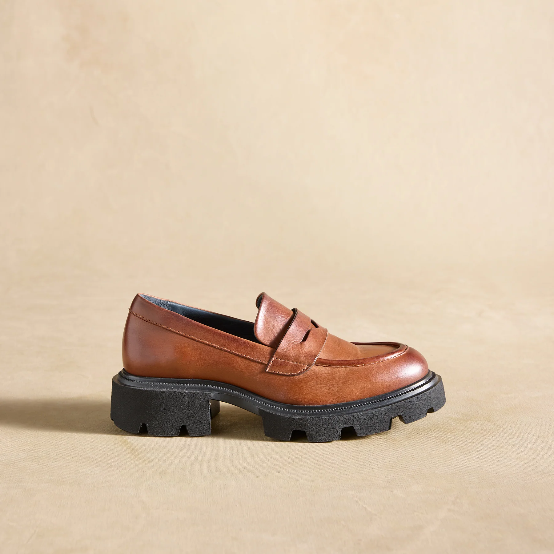 Toni Lug Sole Loafers