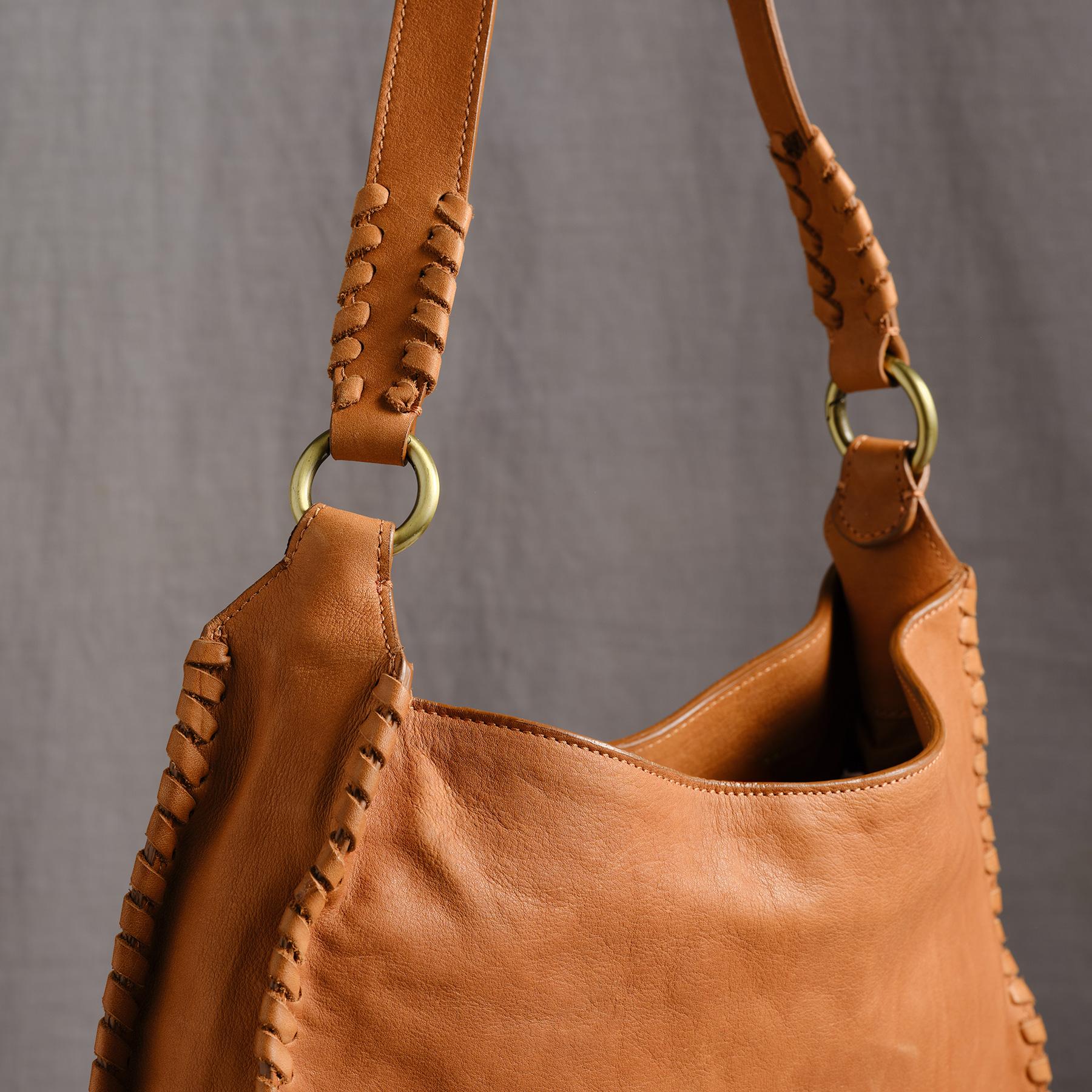Sweetpea Saddle Tote