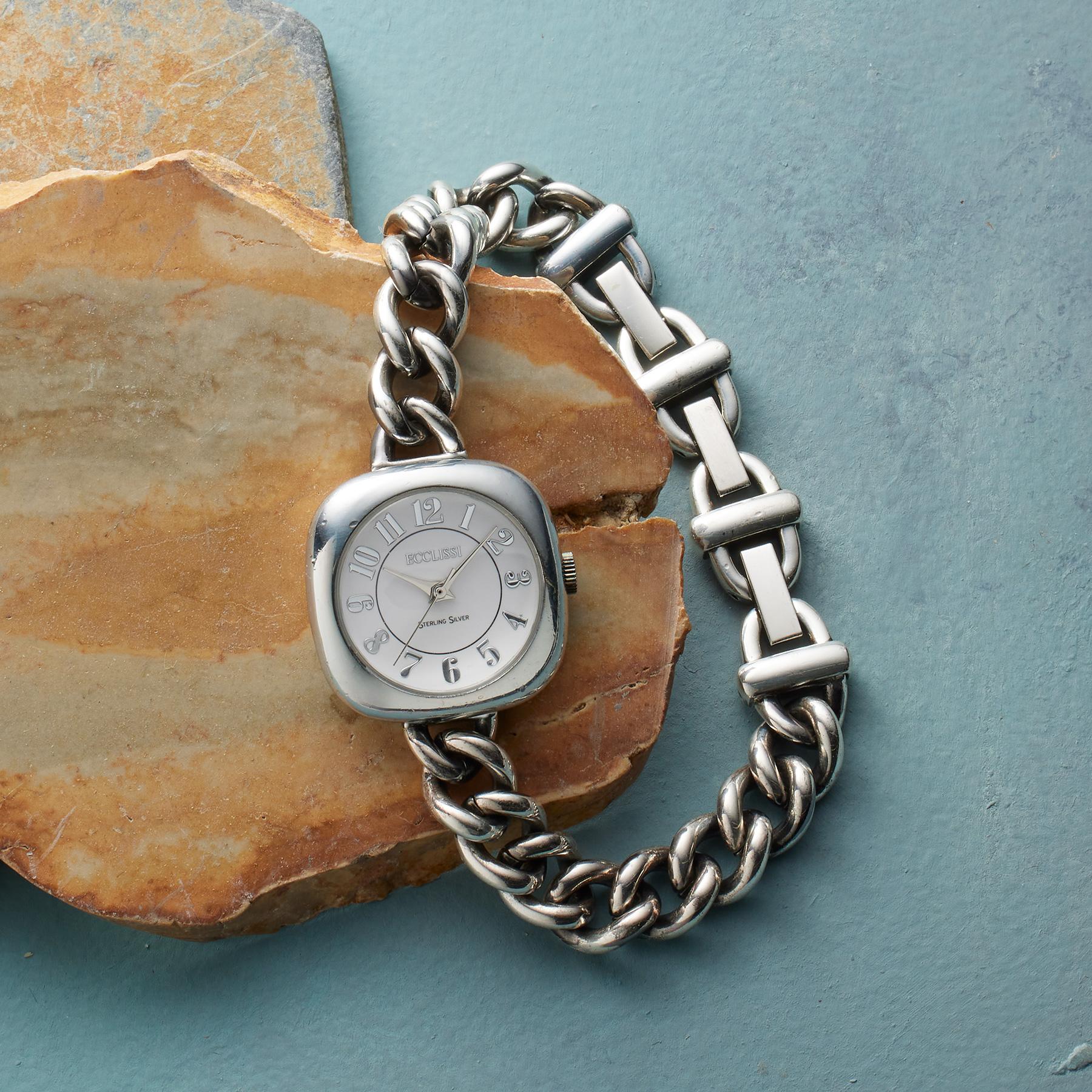 Chain Link Watch
