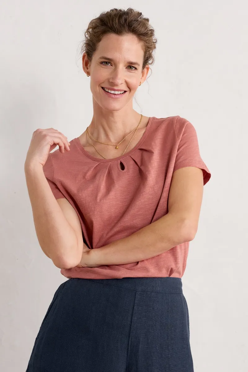 Appletree Keyhole Detail T-Shirt (GOTS)