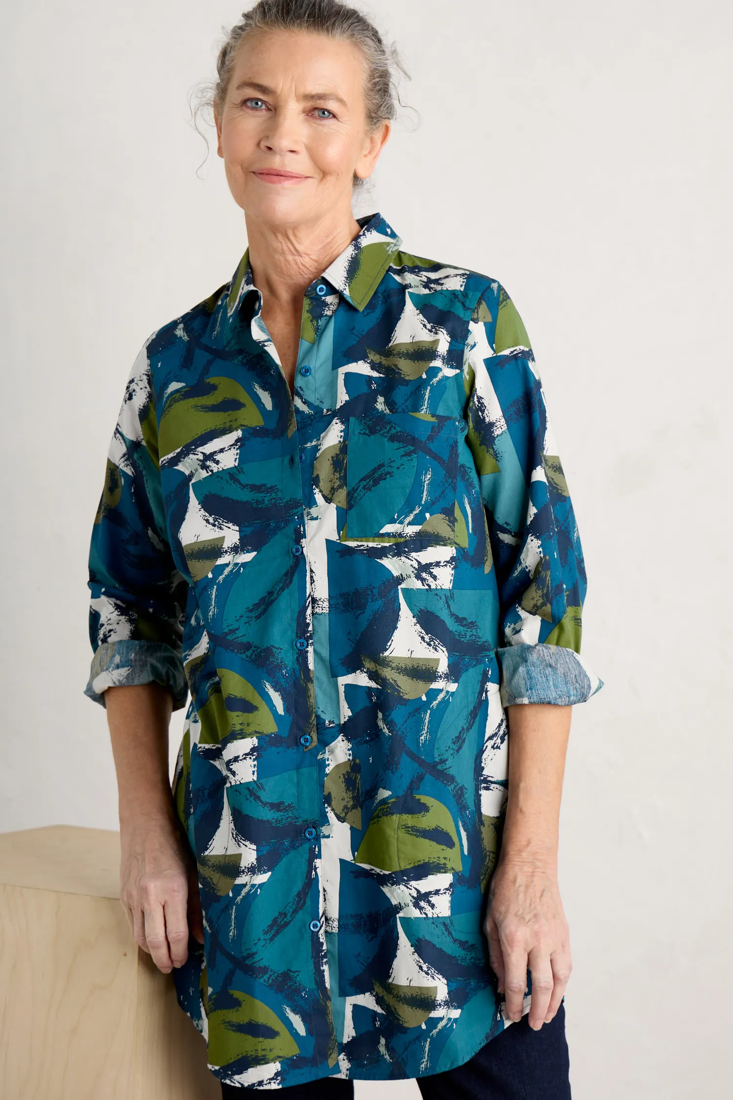 Waterworn Textured Longline Shirt (GOTS)