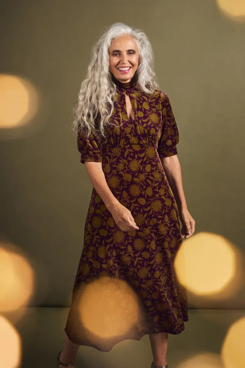 Four Lanes Velvet Empire Line Midi Dress