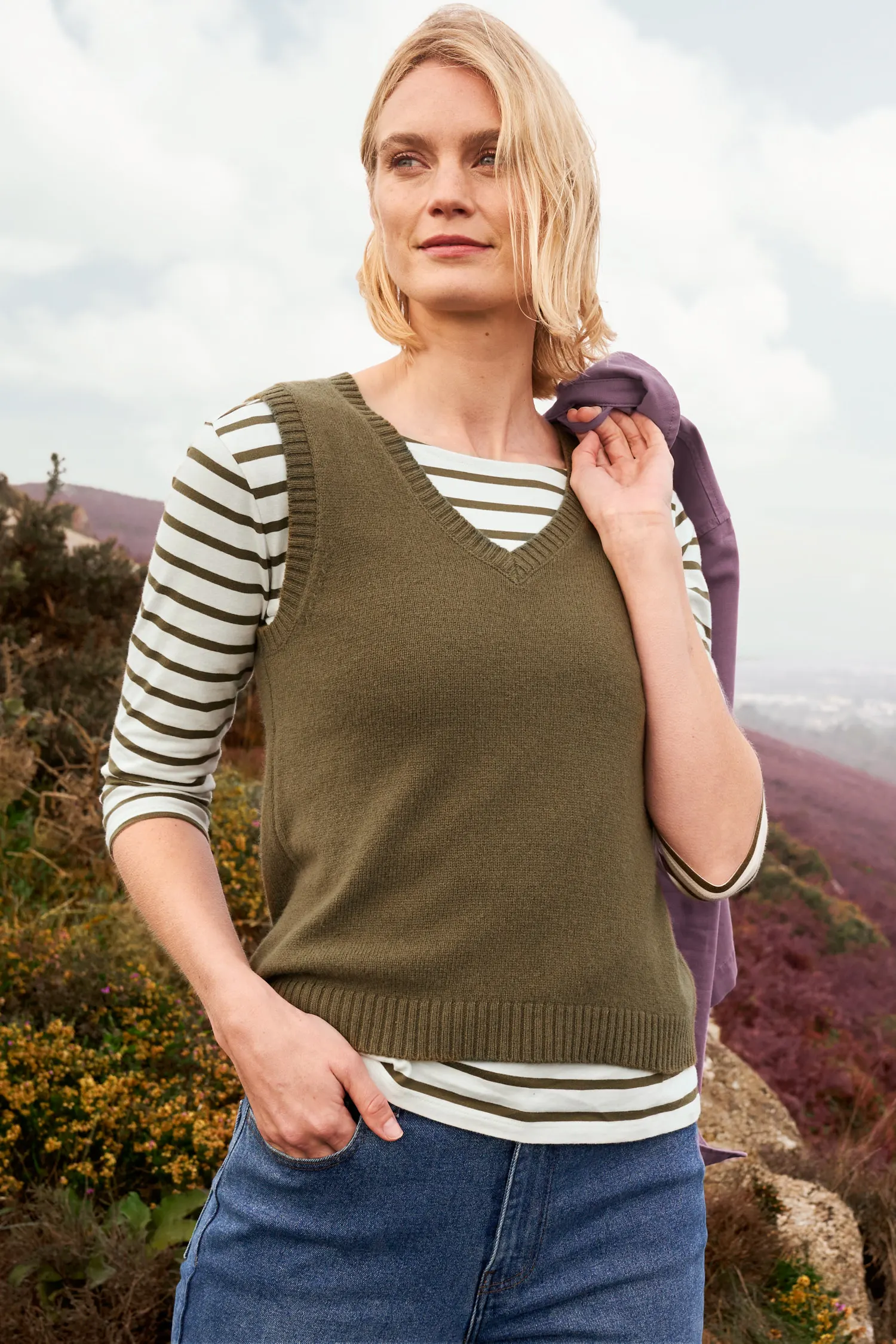 East View V-Neck Knitted Vest