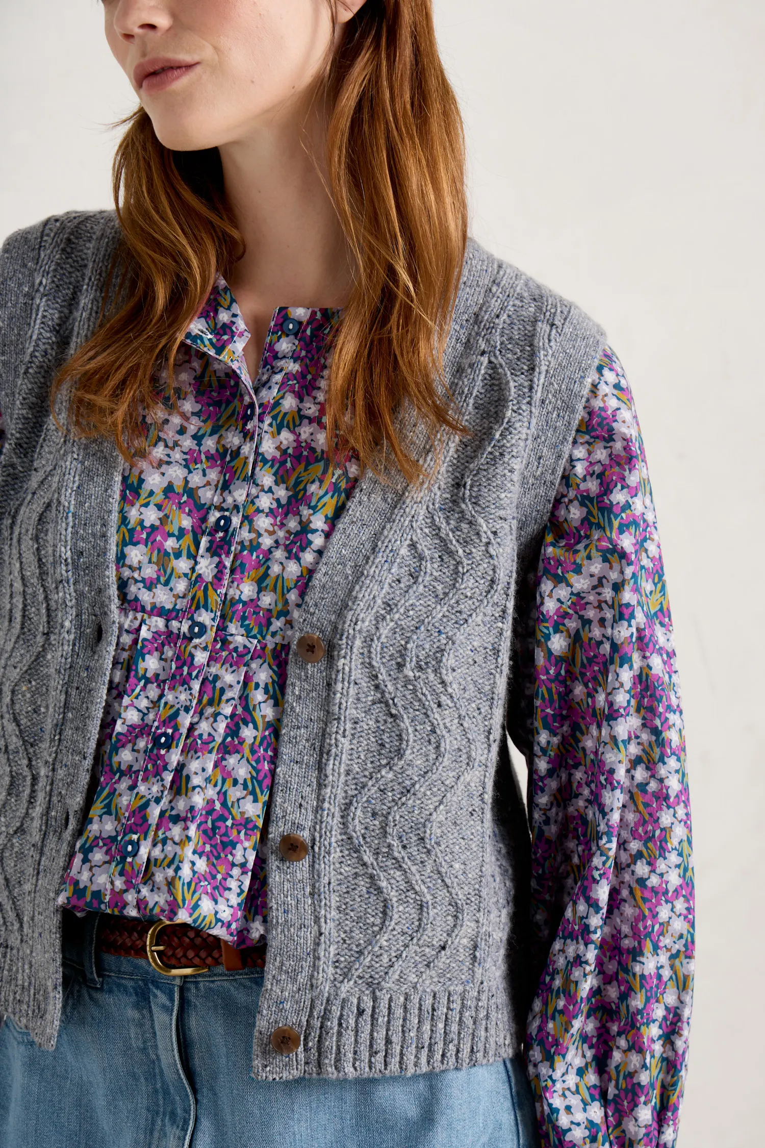 Pendouer V-Neck Button Up Knitted Vest