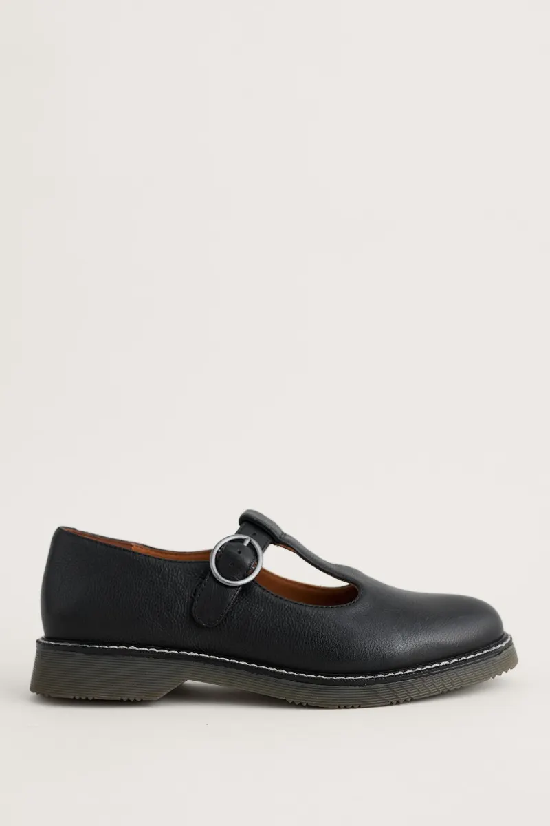 Daisy Trail Leather Shoes