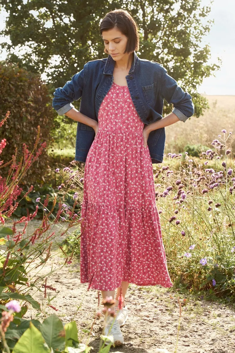 Tor View Short Sleeve Tiered Jersey Dress