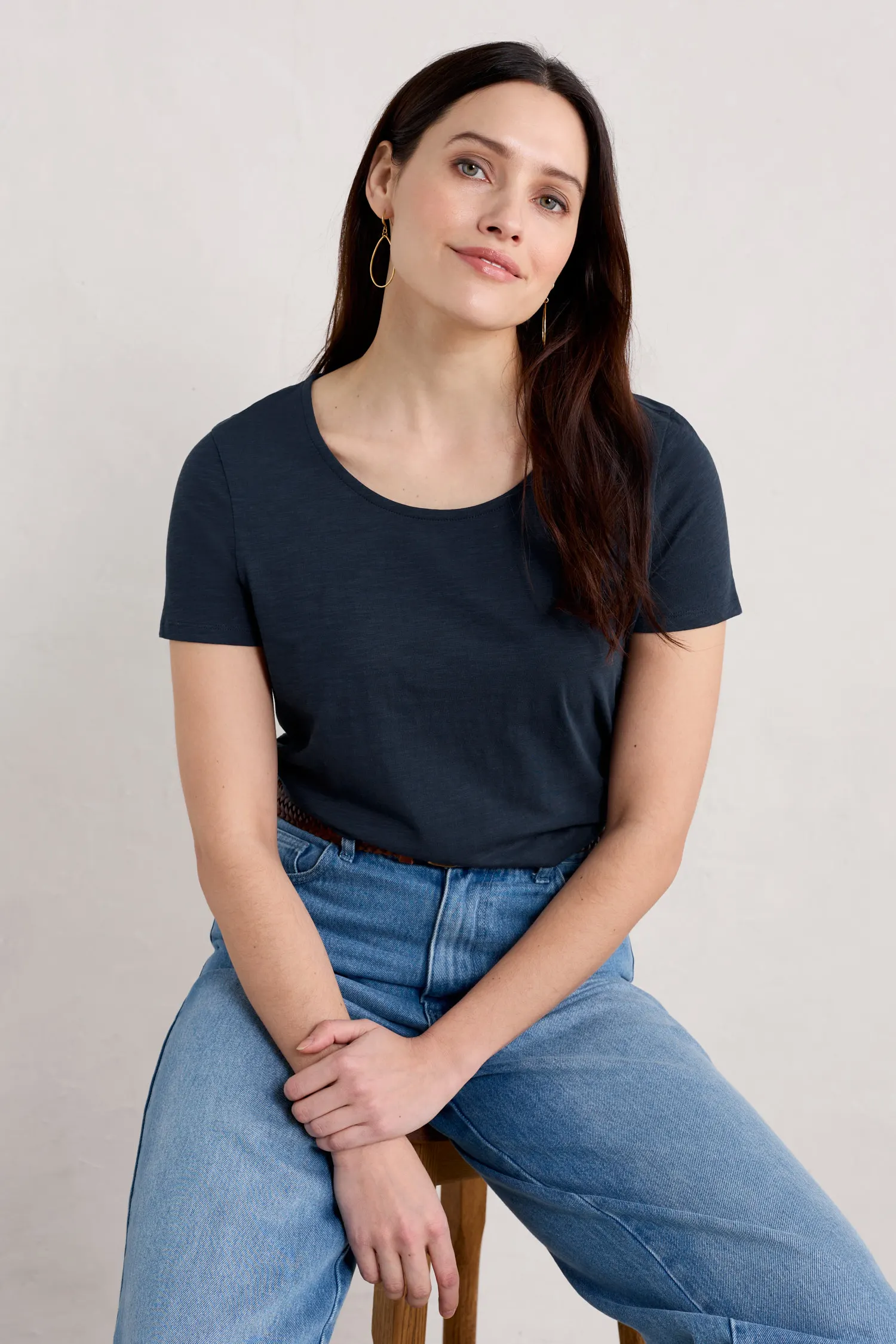 Camerance Scoop Neck T-Shirt (GOTS)