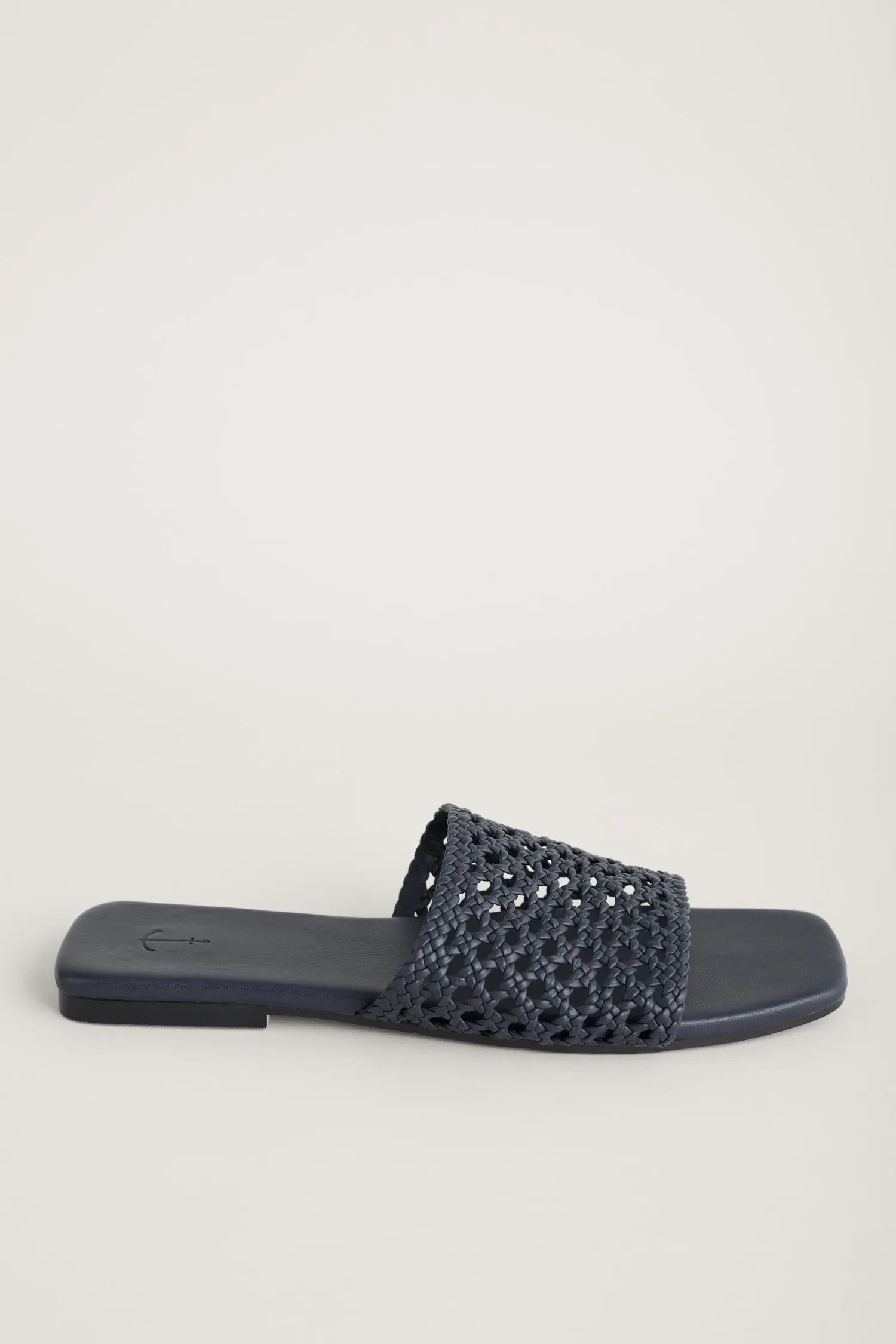 Lost Cove Flat Leather Mule Sandals
