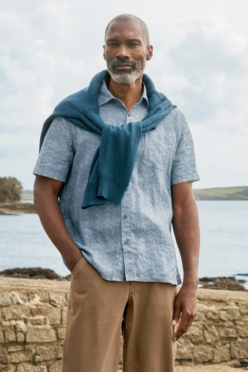 Men's Blue Heron Printed Short Sleeve Shirt