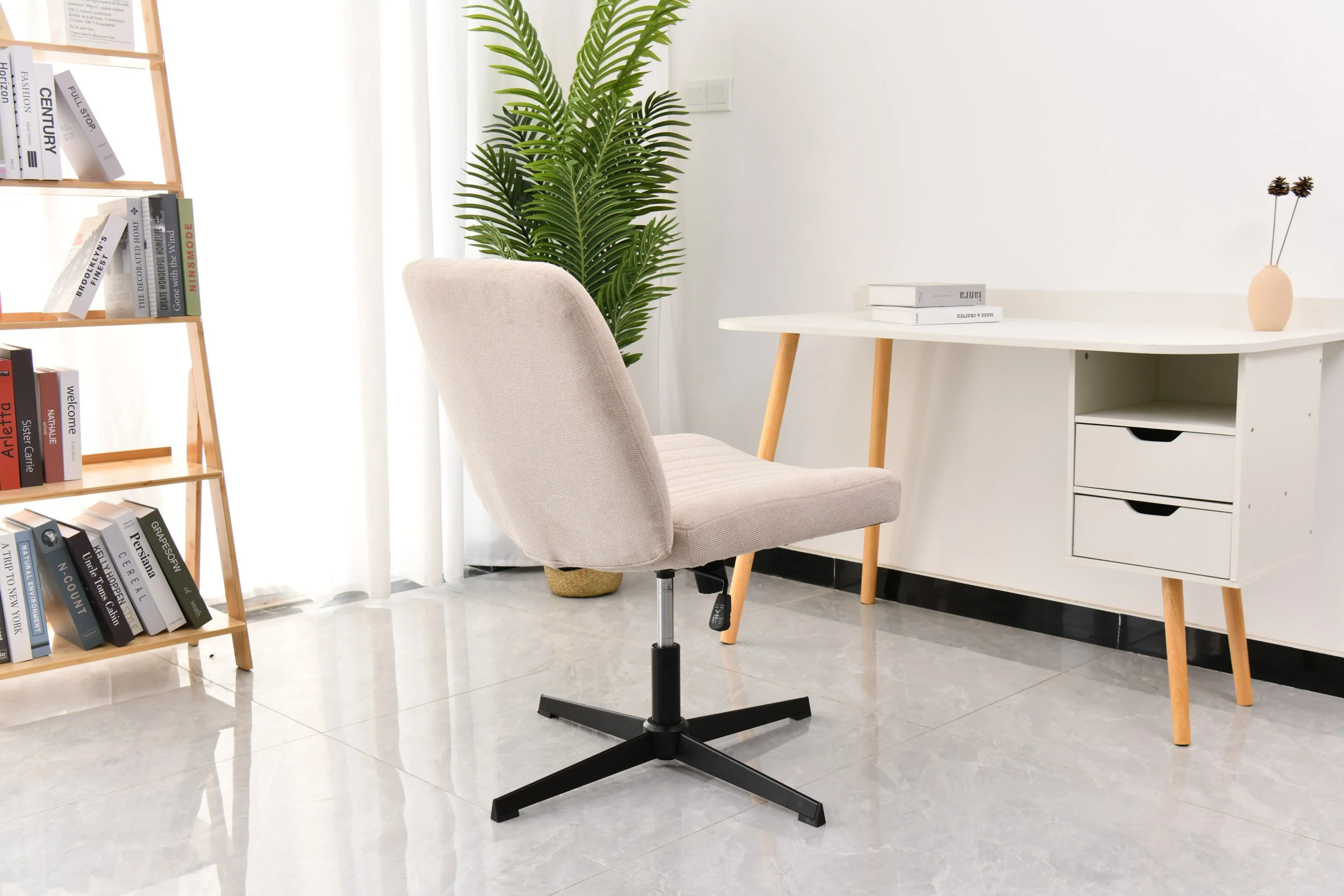 Walker Edison | Viral Wide Cross Legged Office Desk Chair