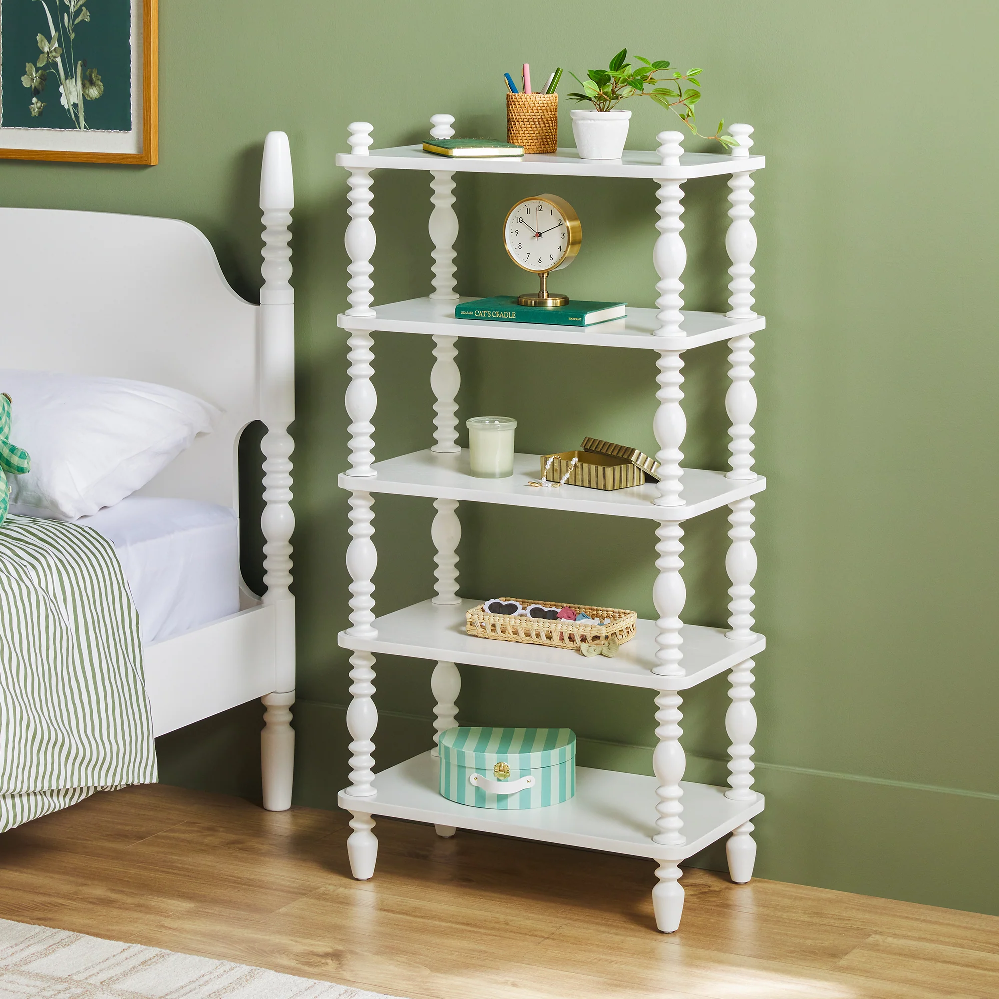 Traditional Vivienne Easy Assembly Solid Wood Short Bookshelf