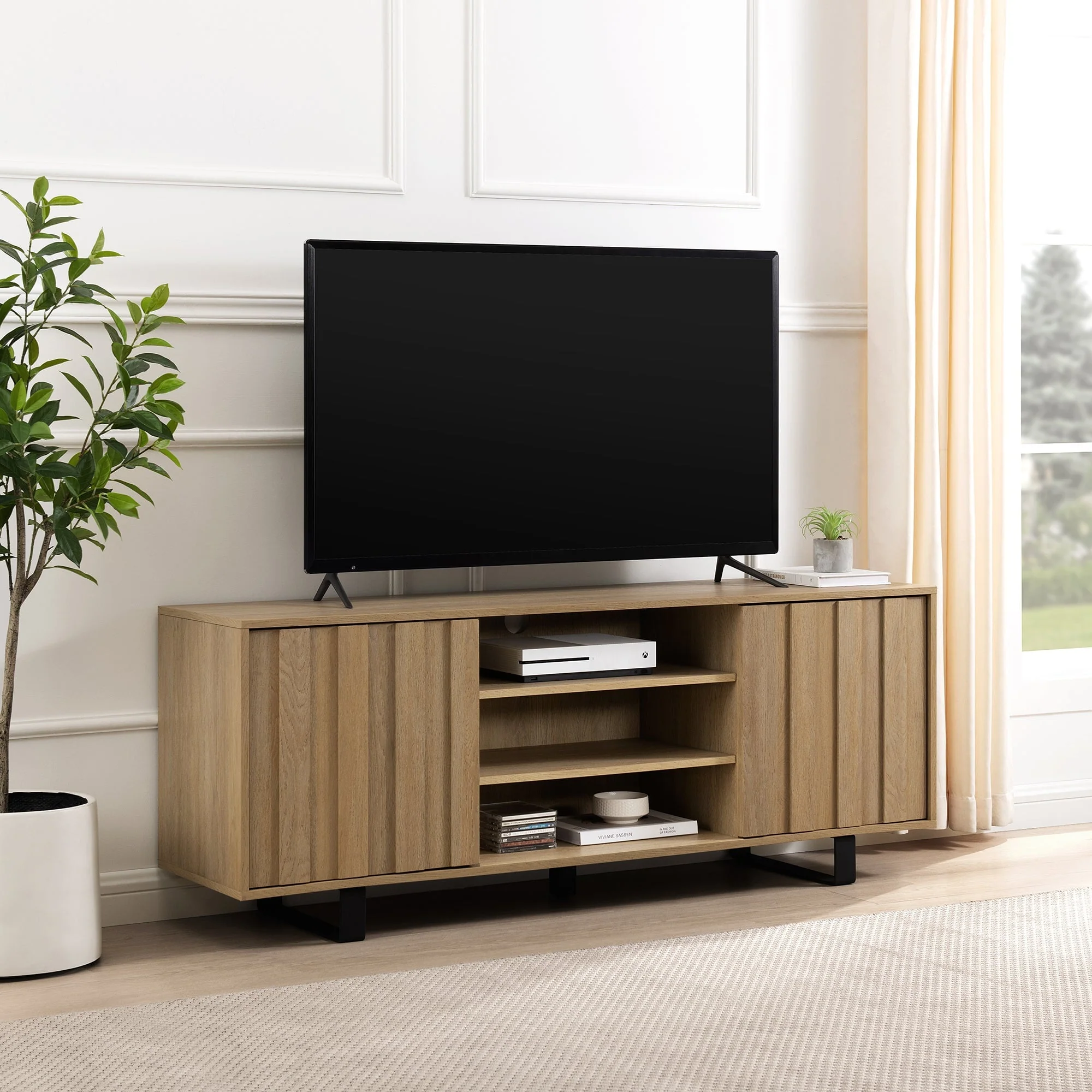 Girona 60 Modern TV Stand with Paneled Doors