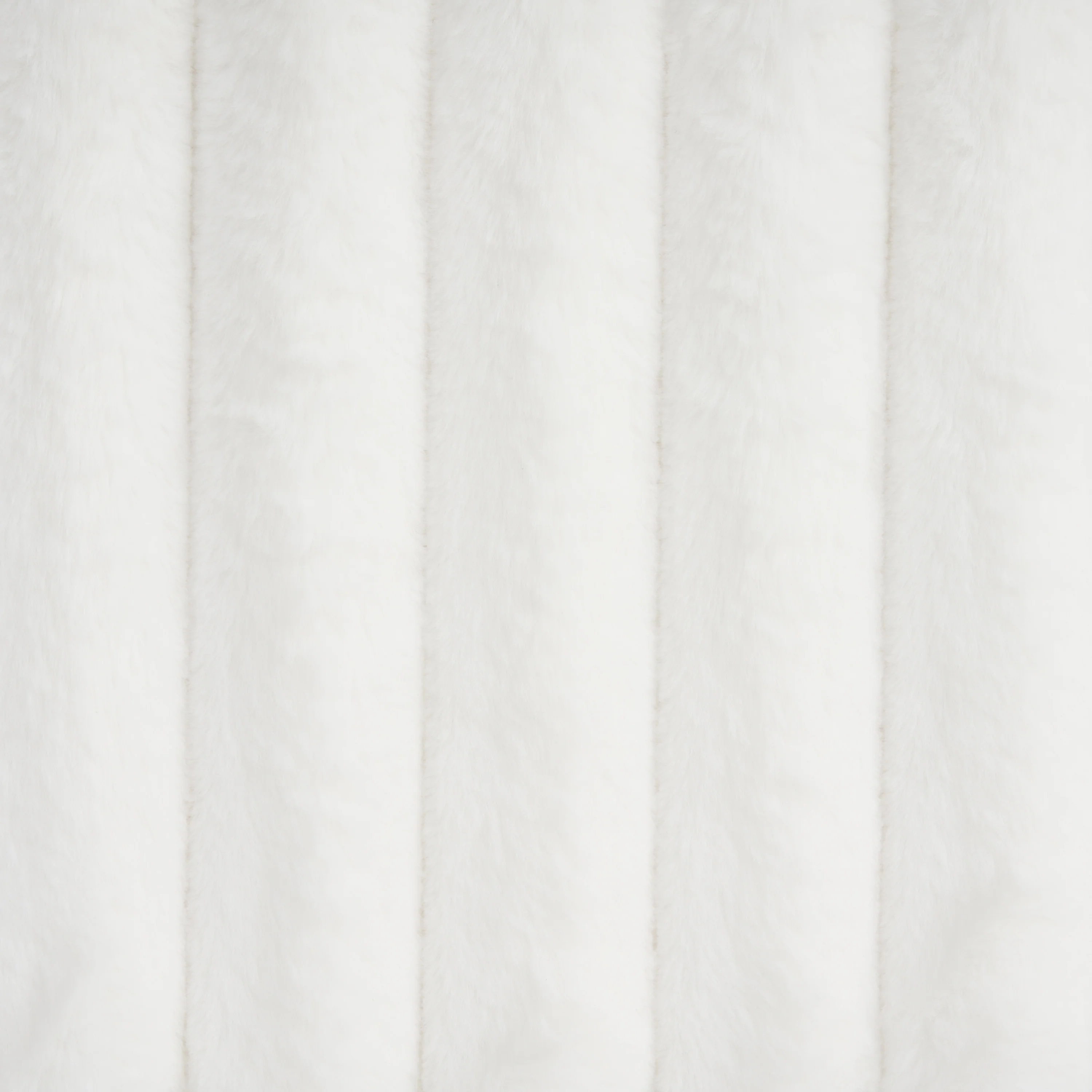 Walker Edison | Wavy White Boucle Upholstered Queen Bedframe