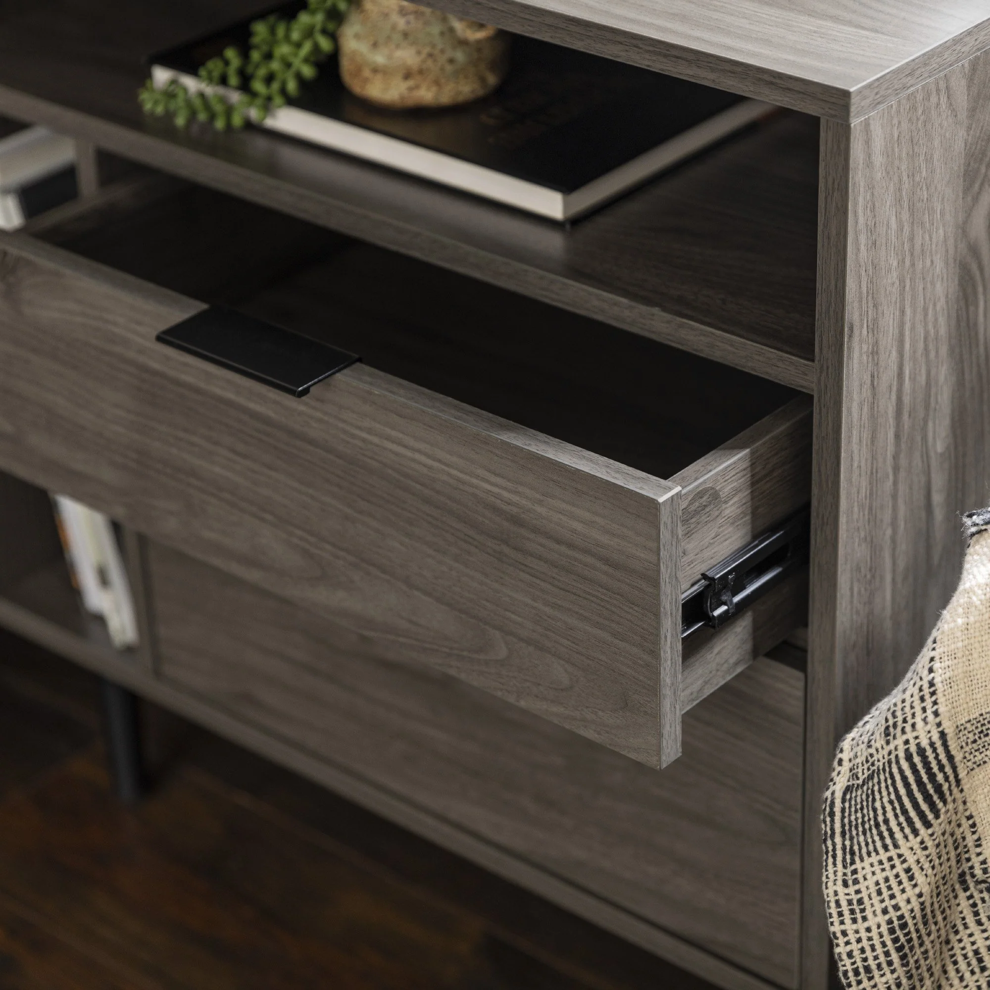 Lincoln Nightstand / Side Table