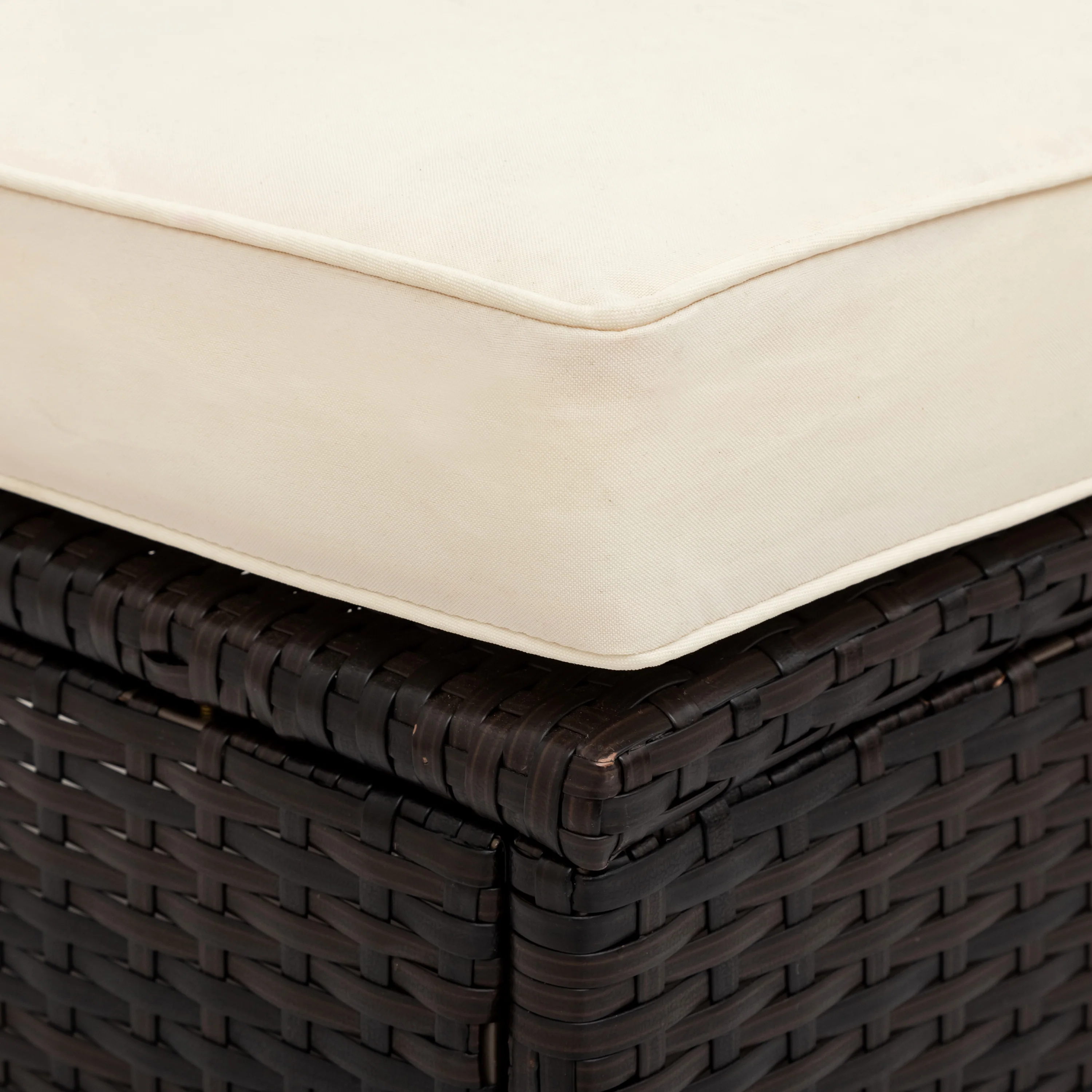 Walker Edison | Modern Wicker 5 Pieces All-Weather Wicker Sofa Set