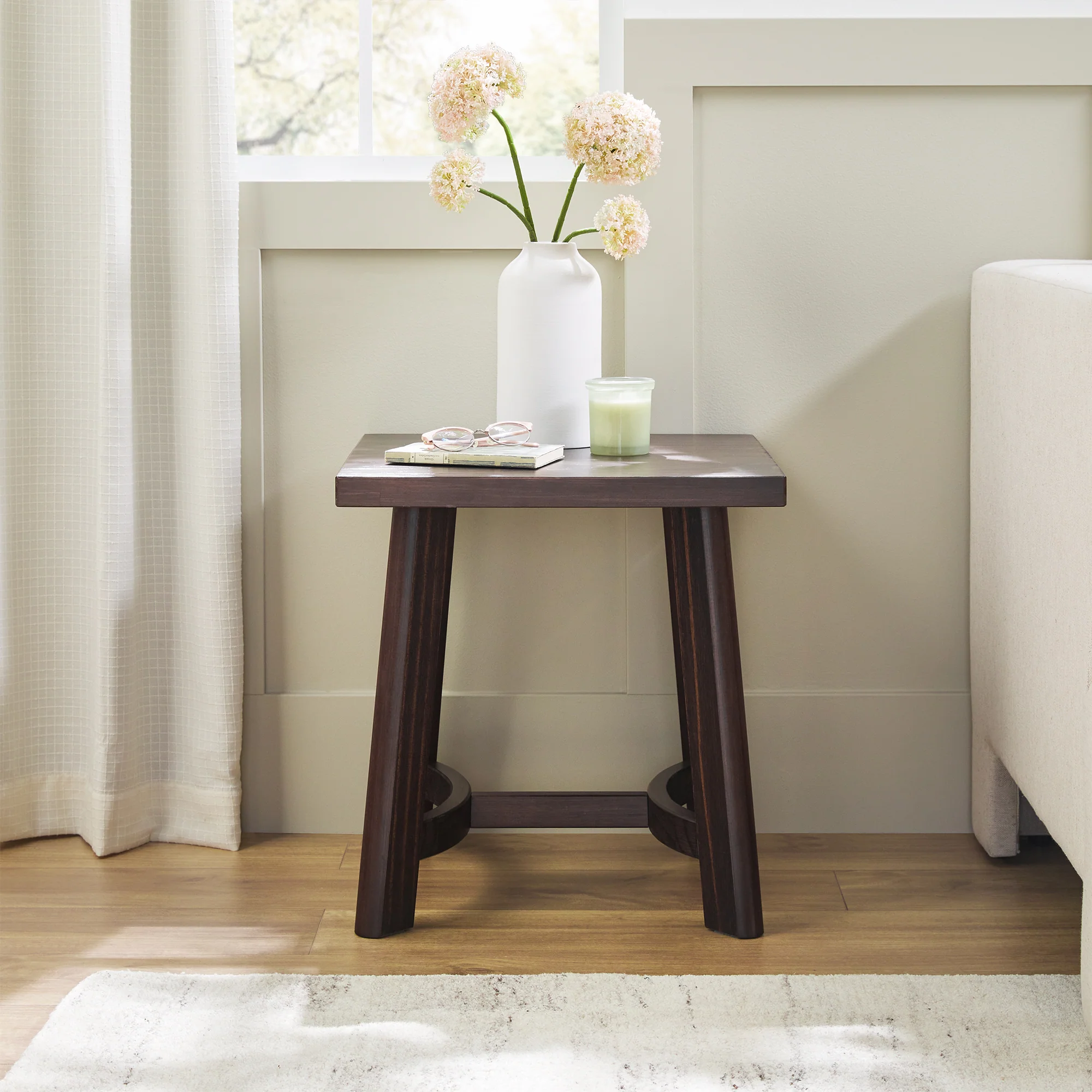 Colt Modern Farmhouse Easy Assembly 18 Side Table