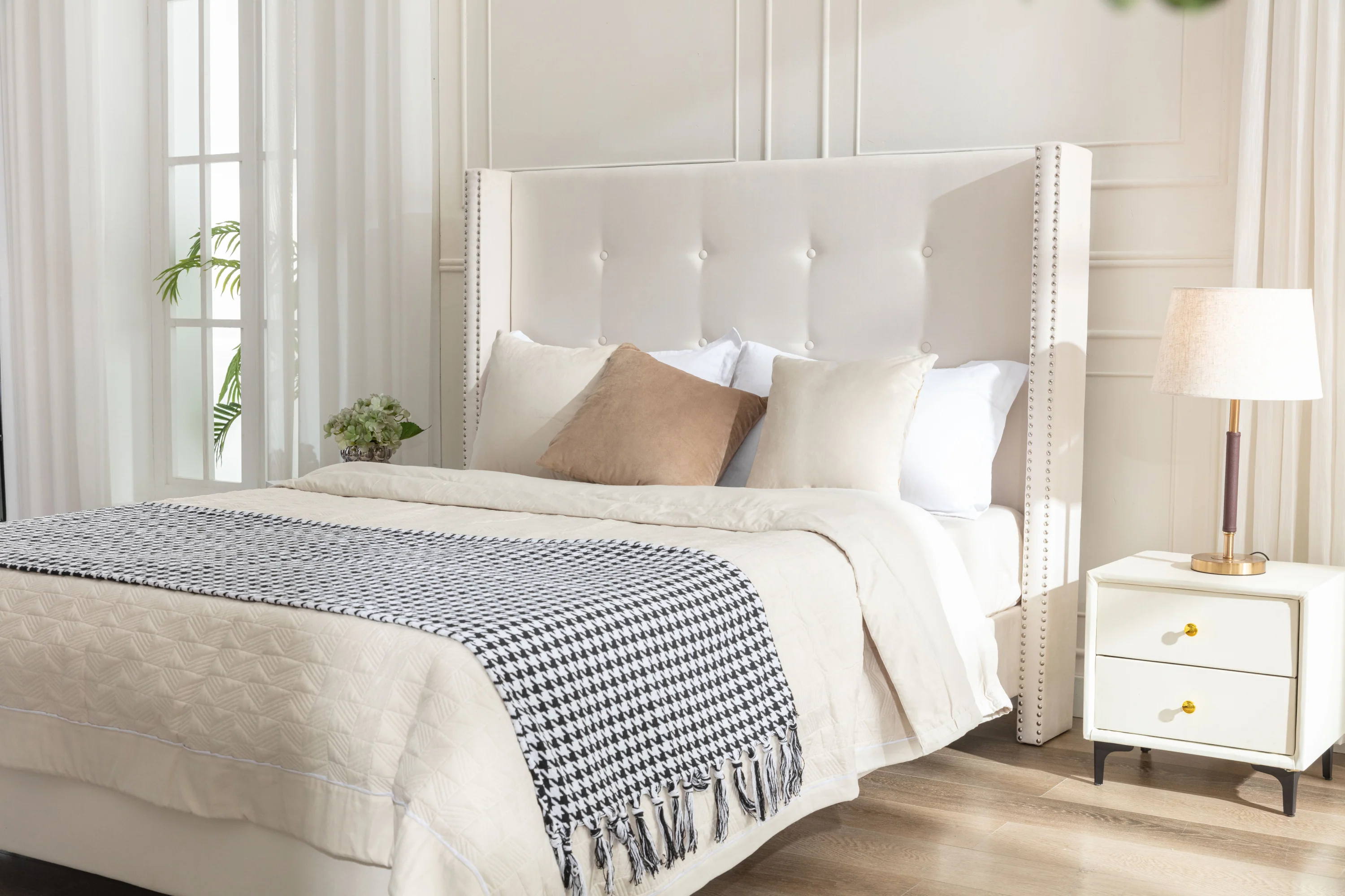 Walker Edison | Traditional Peyton Upholstered 54 High Headboard King Bed