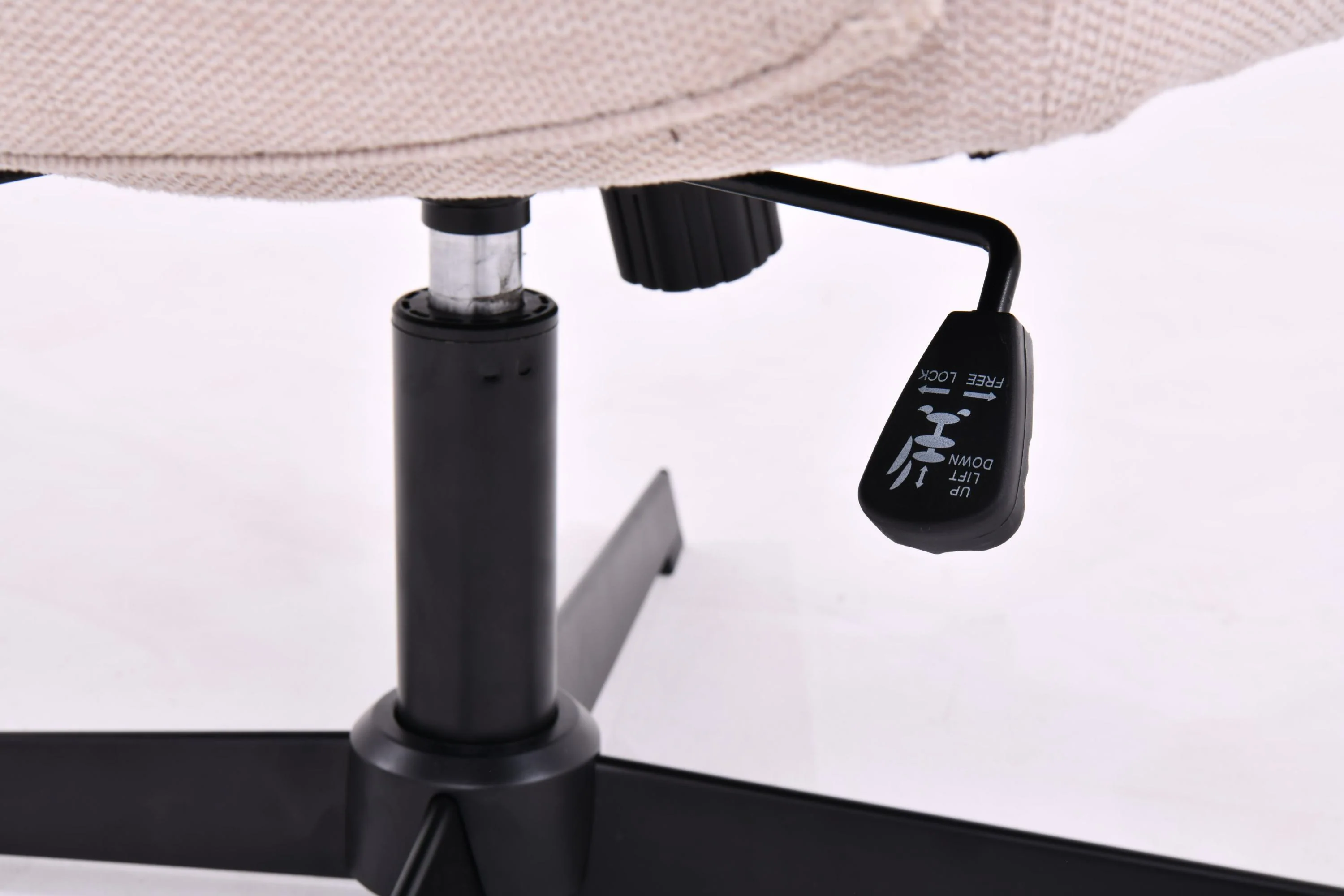 Walker Edison | Viral Wide Cross Legged Office Desk Chair