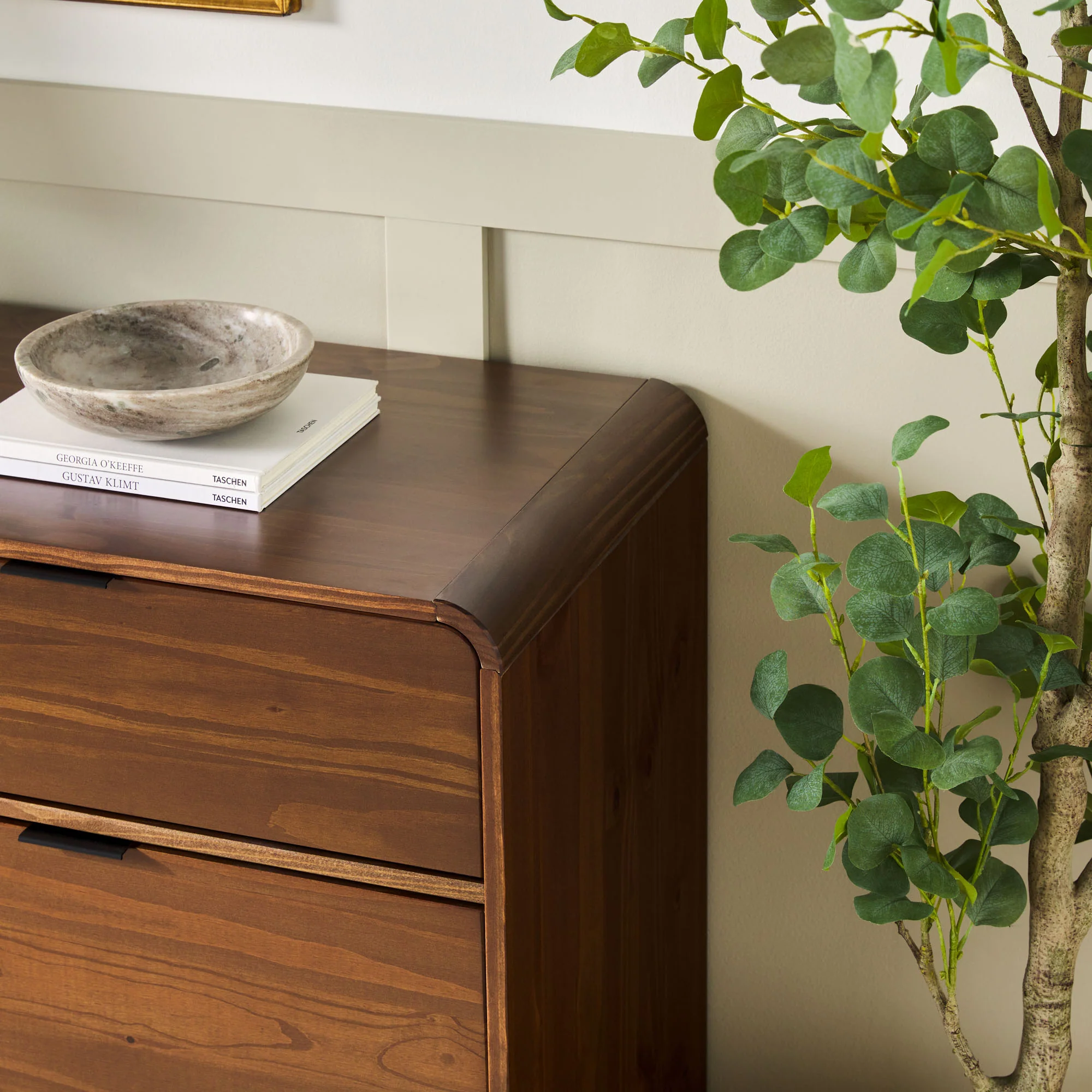 Elias 6-Drawer Contemporary Dresser with Curved Top