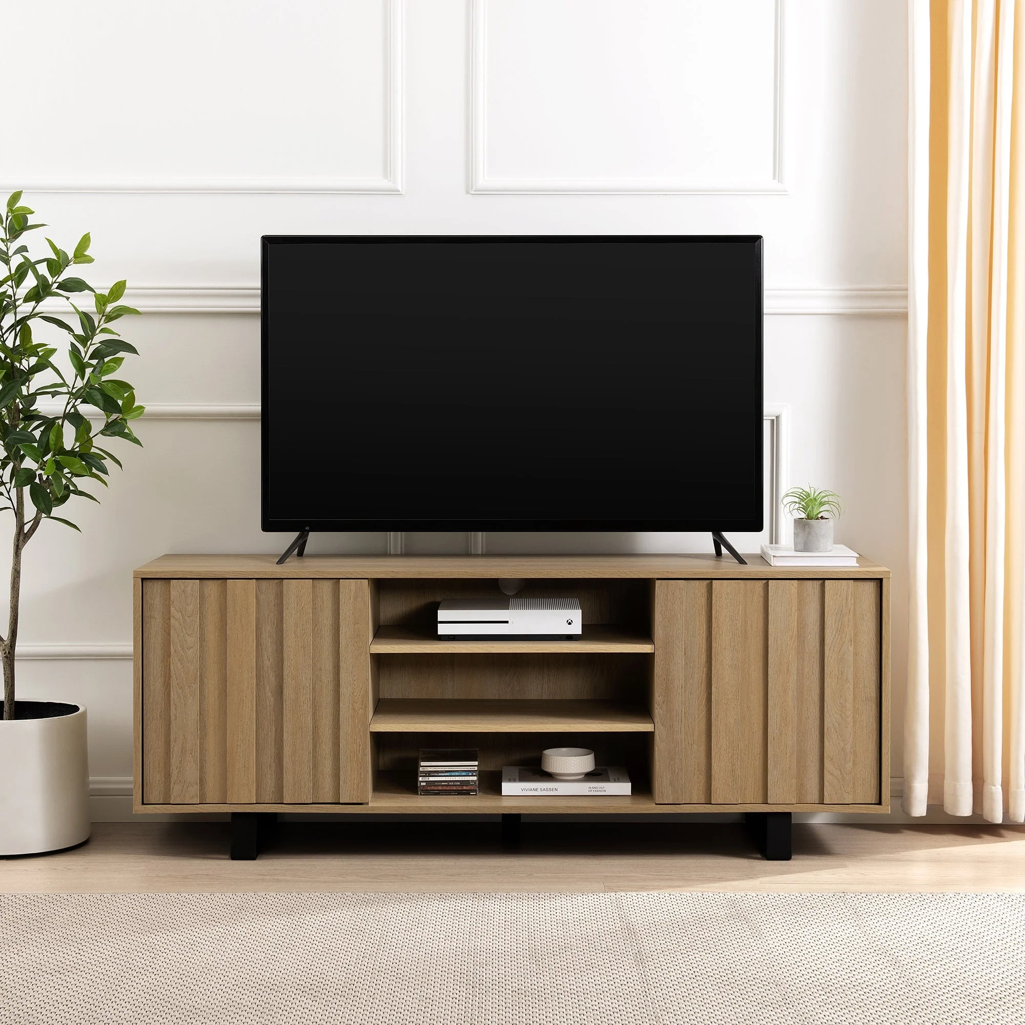 Girona 60 Modern TV Stand with Paneled Doors