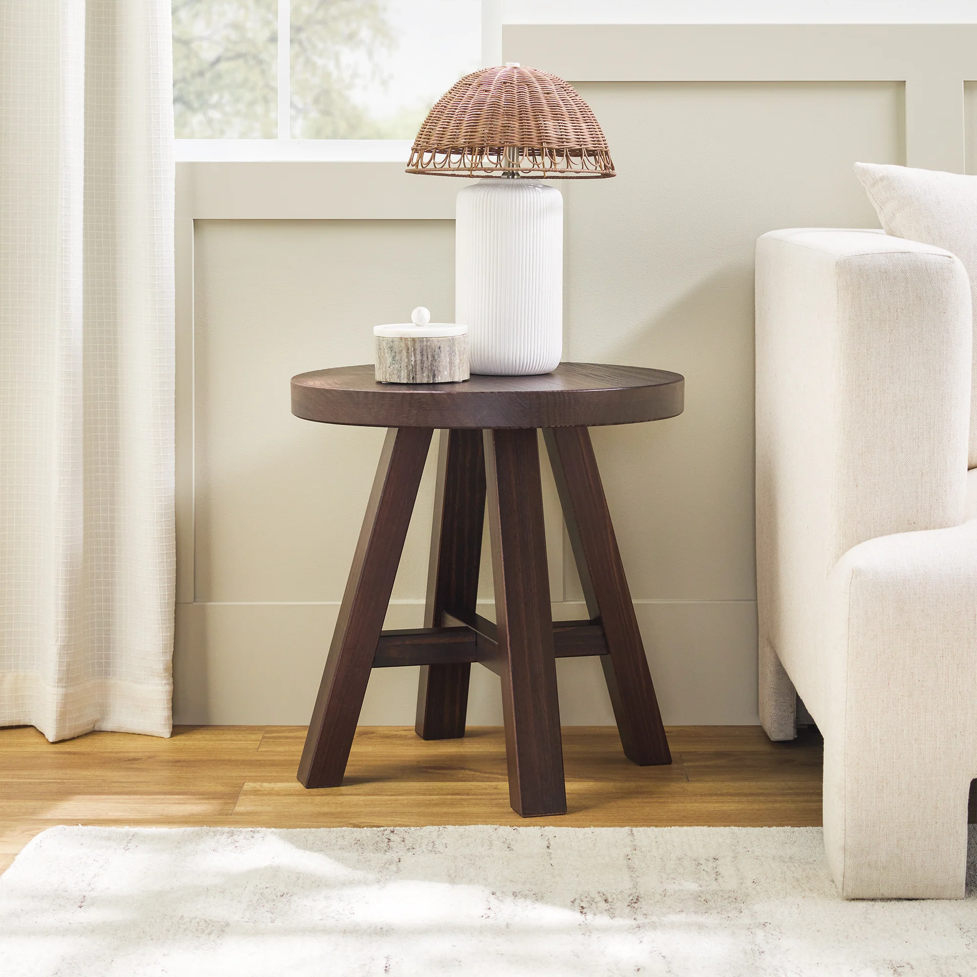 Colt Modern Farmhouse Easy Assembly 18 Side Table