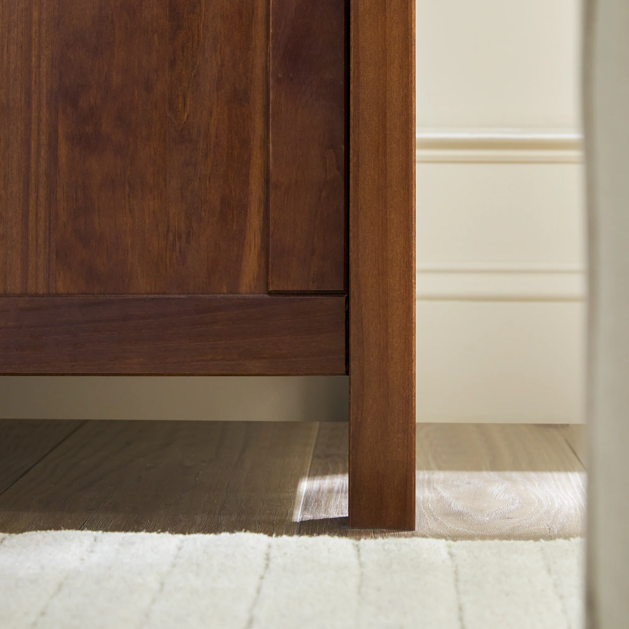 Isla Modern TV Stand with Glass Top