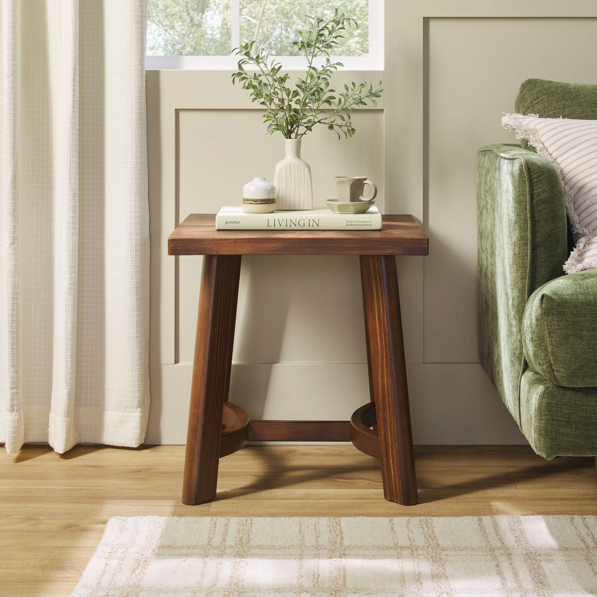 Colt Modern Farmhouse Easy Assembly 18 Side Table