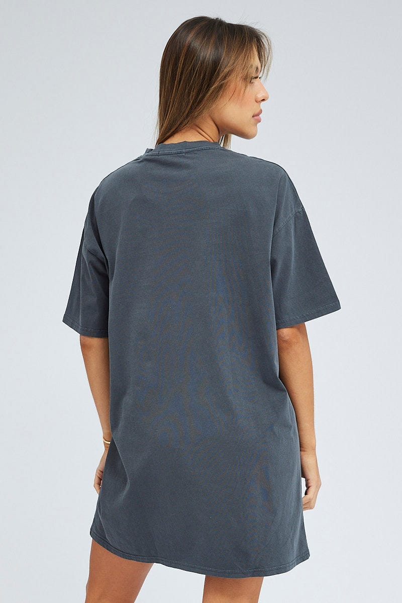 Black Tee Short Sleeve Round Neck Graphic Print