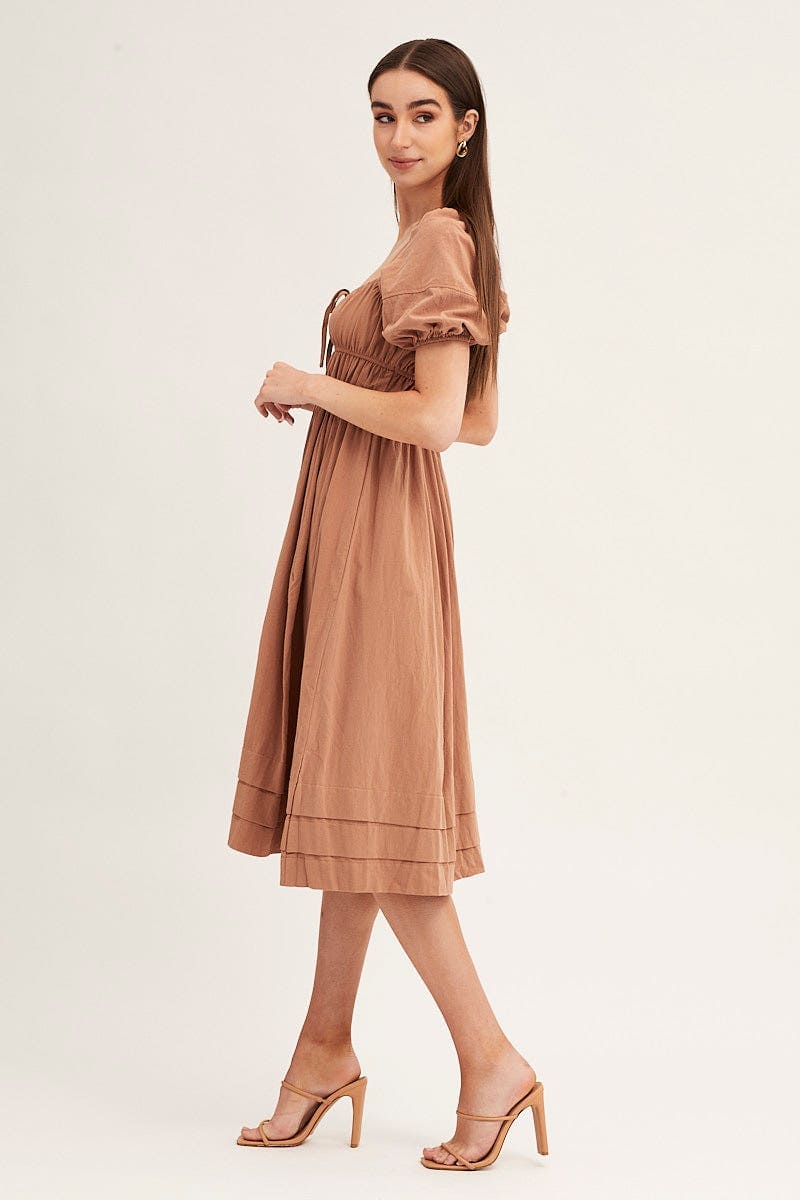 Brown Short Sleeve Ruched Midi Dress