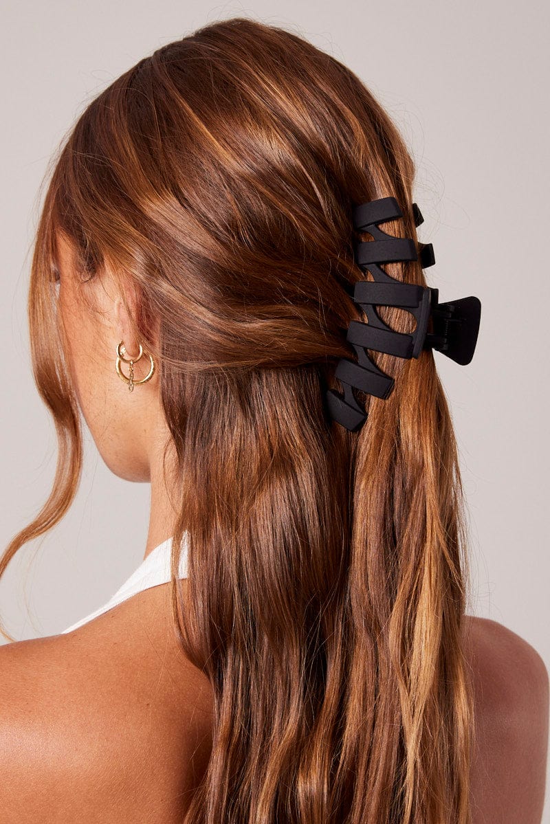 Black Hair Claw Clip
