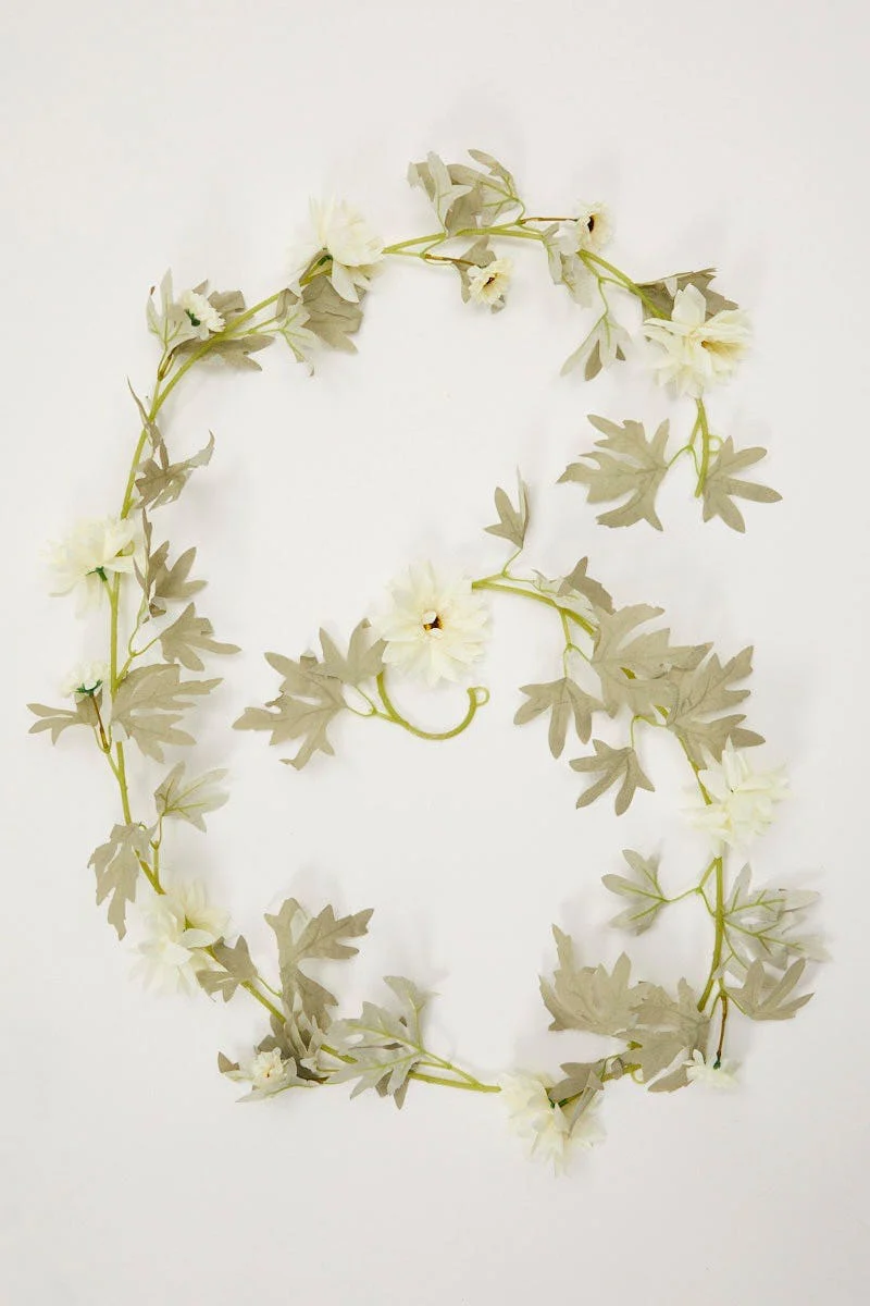 White Flower And Leaf Garland