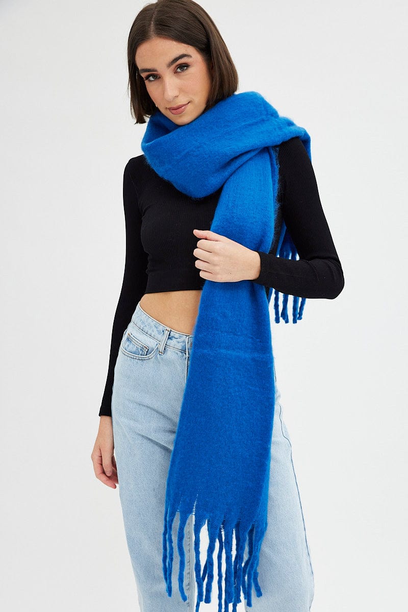 Blue Chunky Fluffy Tassel Scarf
