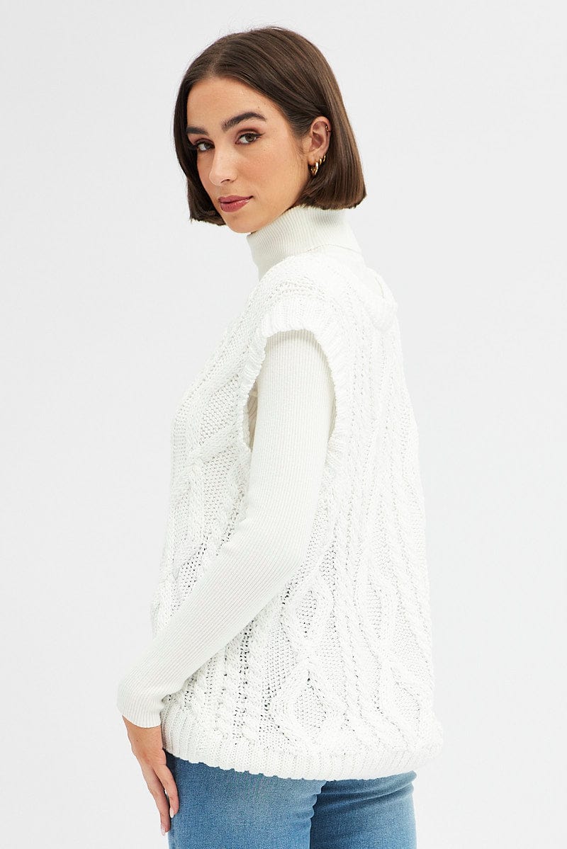 White Knit Top Sleeveless Oversized Cable