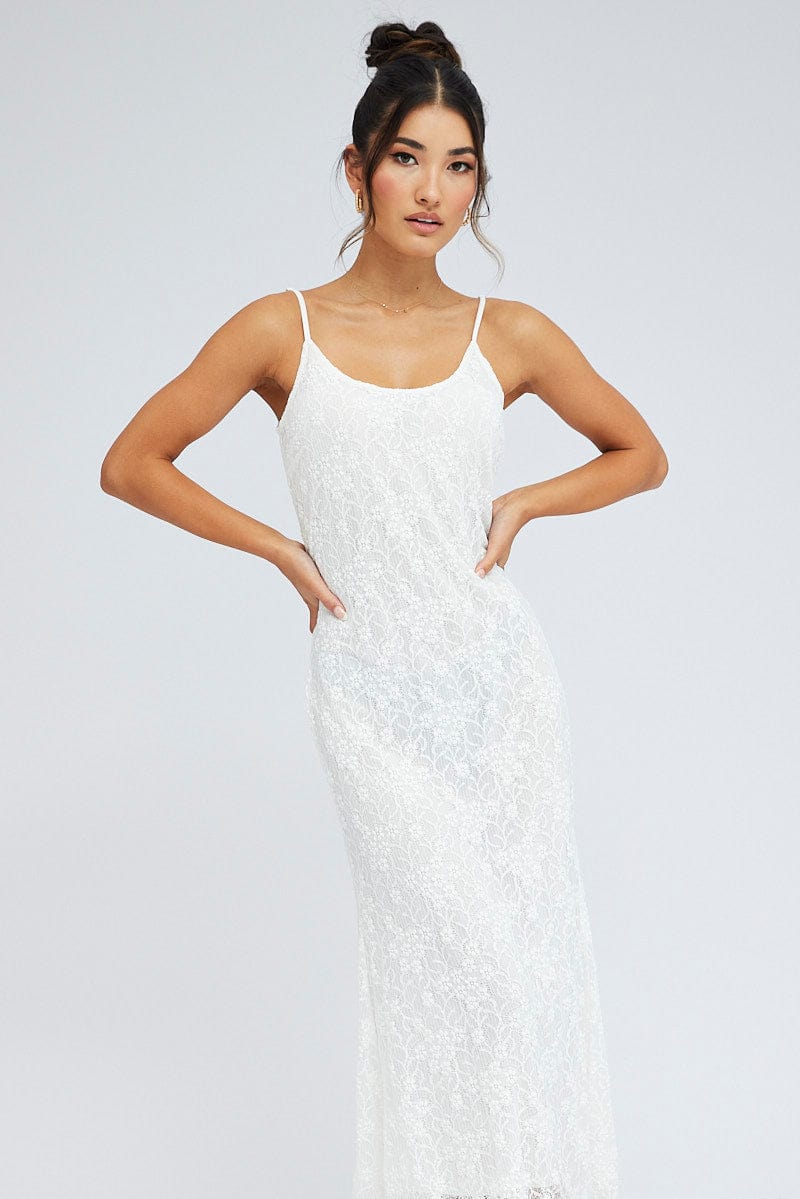 White Maxi Dress Sleeveless Scoop Neck Flare Hem Lace