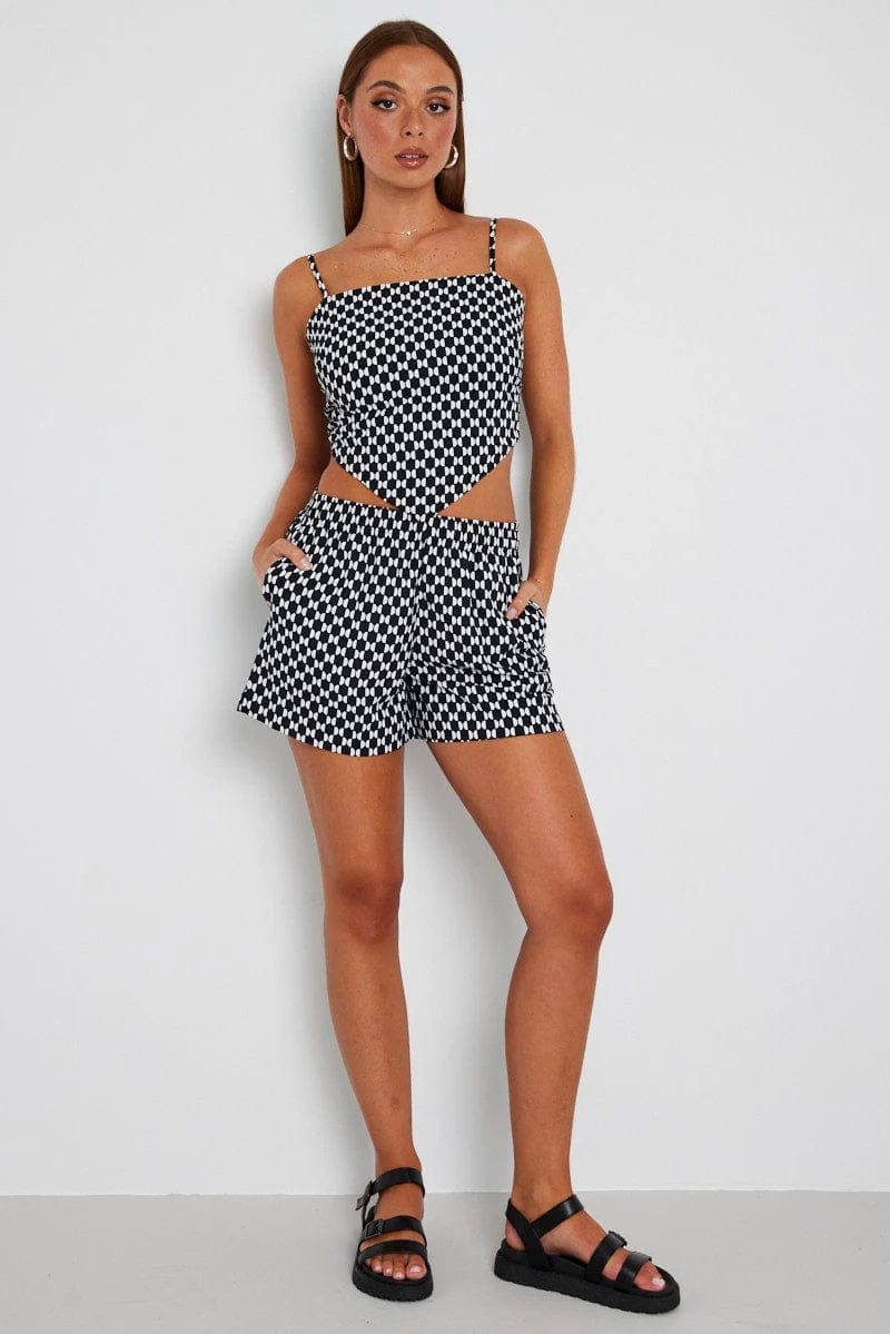 Multi Geo Relaxed Shorts High Rise