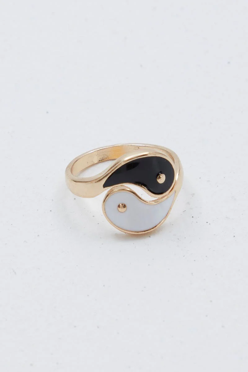 Multi Yin Yang Ring