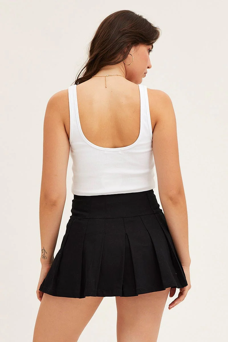 Black Mid Rise Pleated Mini Skirt
