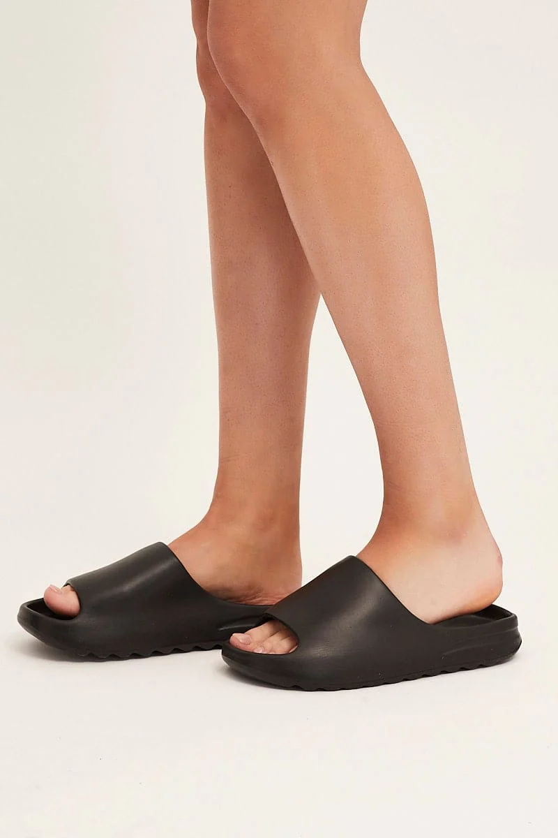 Black Chunky Moulded Slide