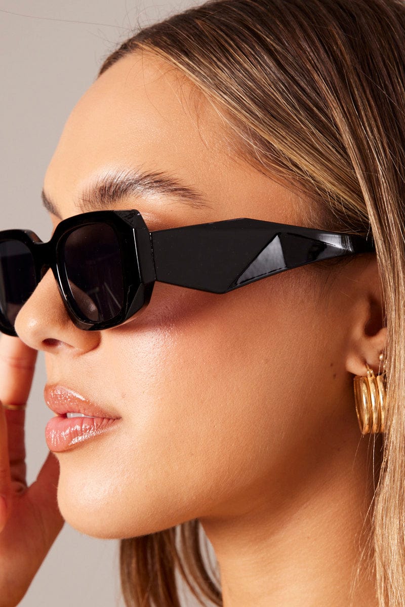 Black Fashion Sunglasses