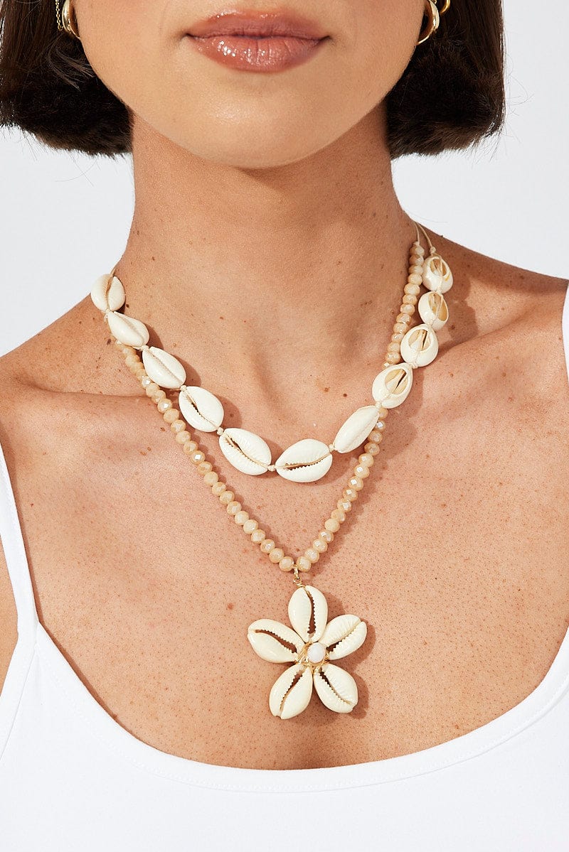 White Shell Detail Necklace