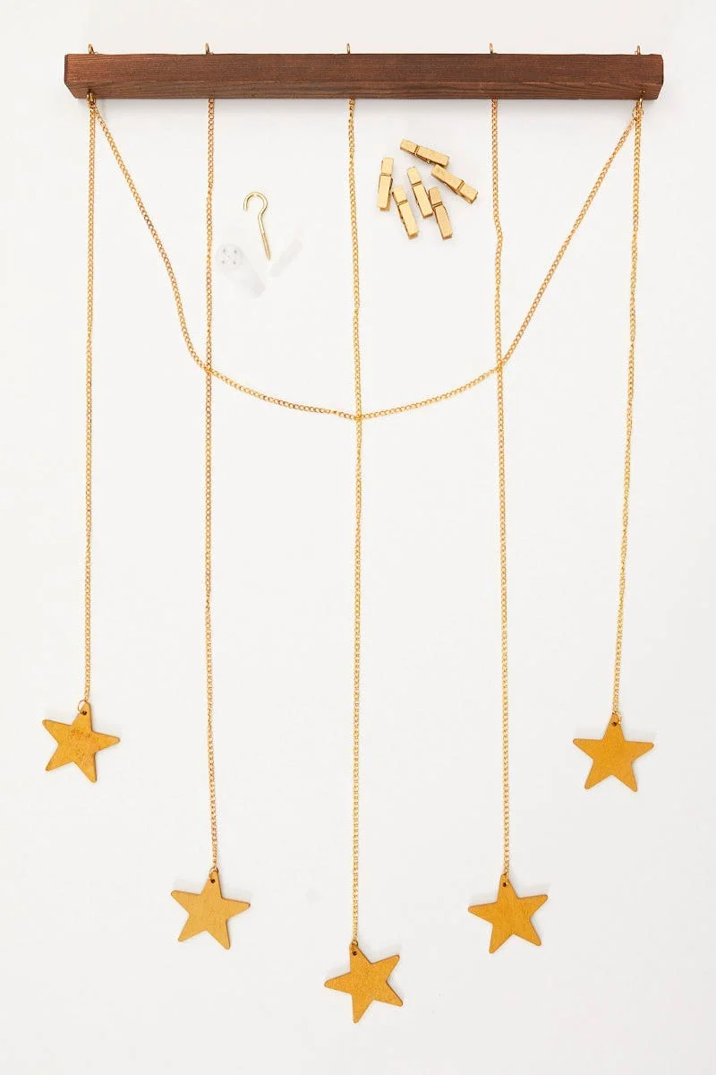 Gold Dangling Stars Photo Hanger With Mini Pegs