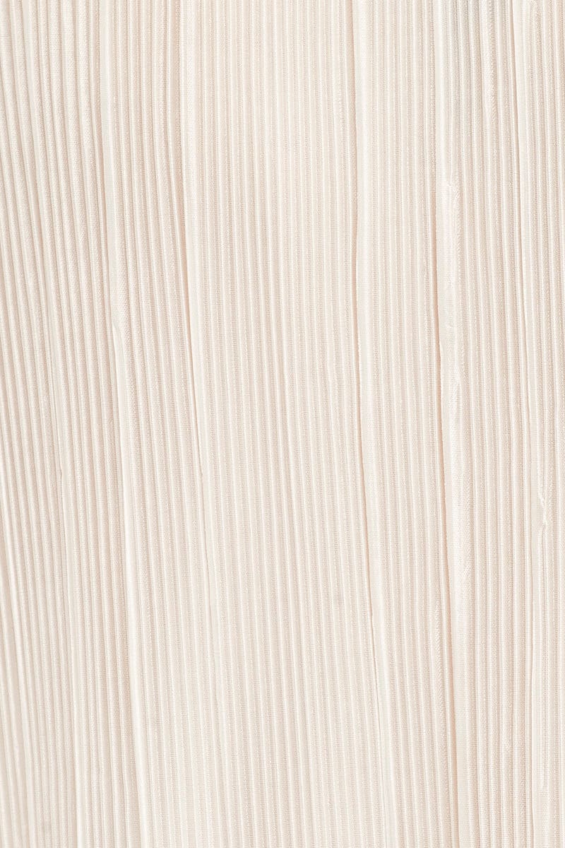 White Plisse Short High Rise