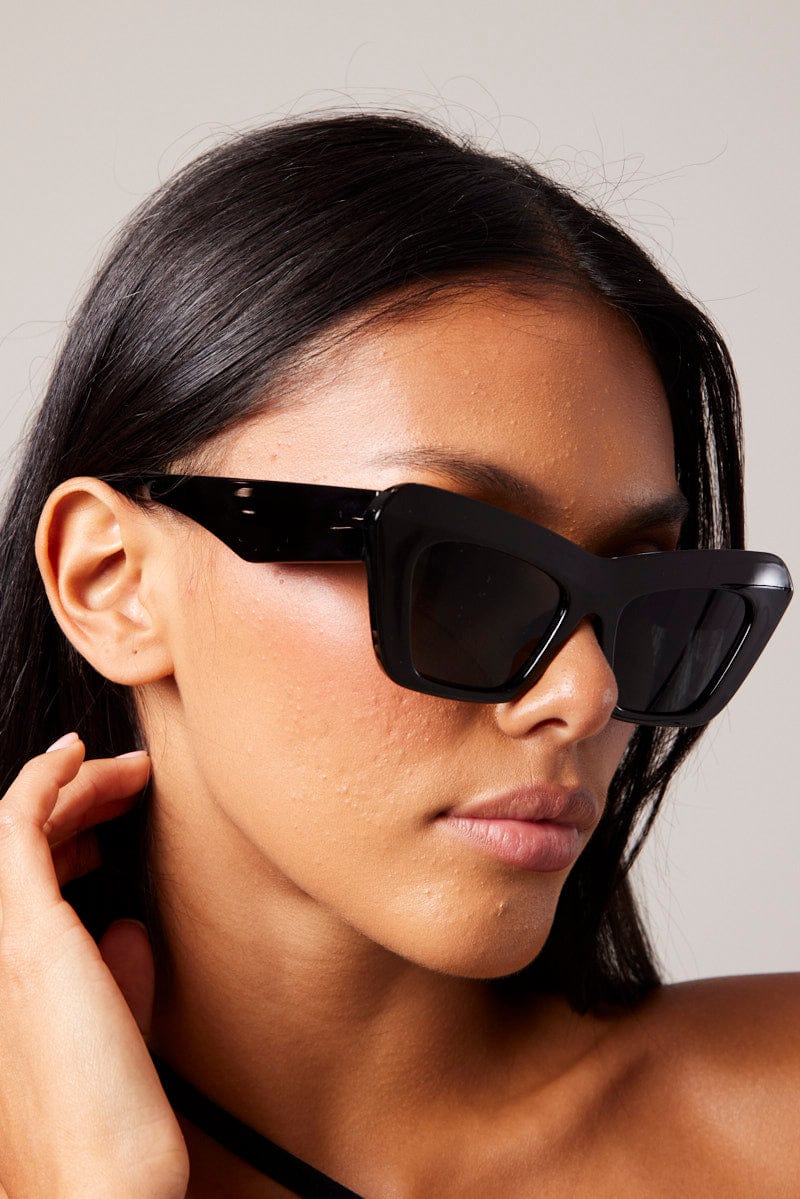 Black Fashion Sunglasses