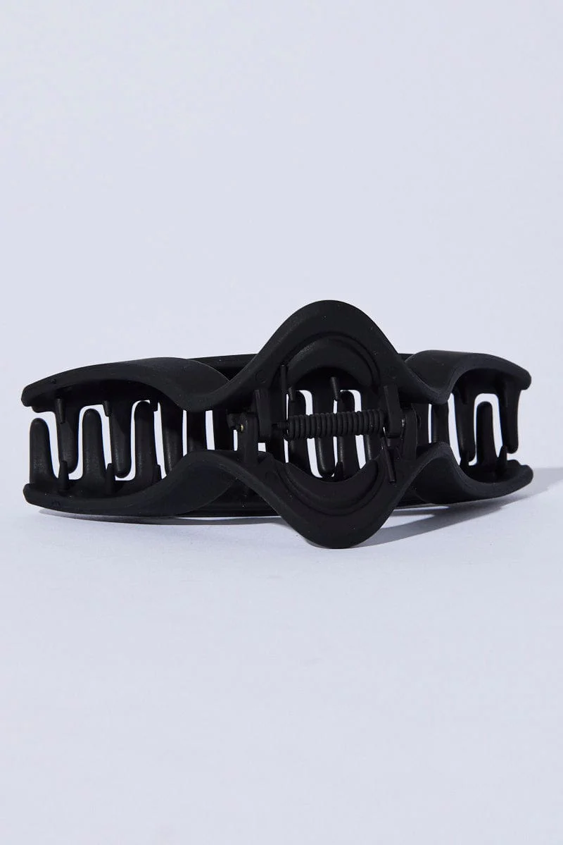 Black Triangle Claw Clips
