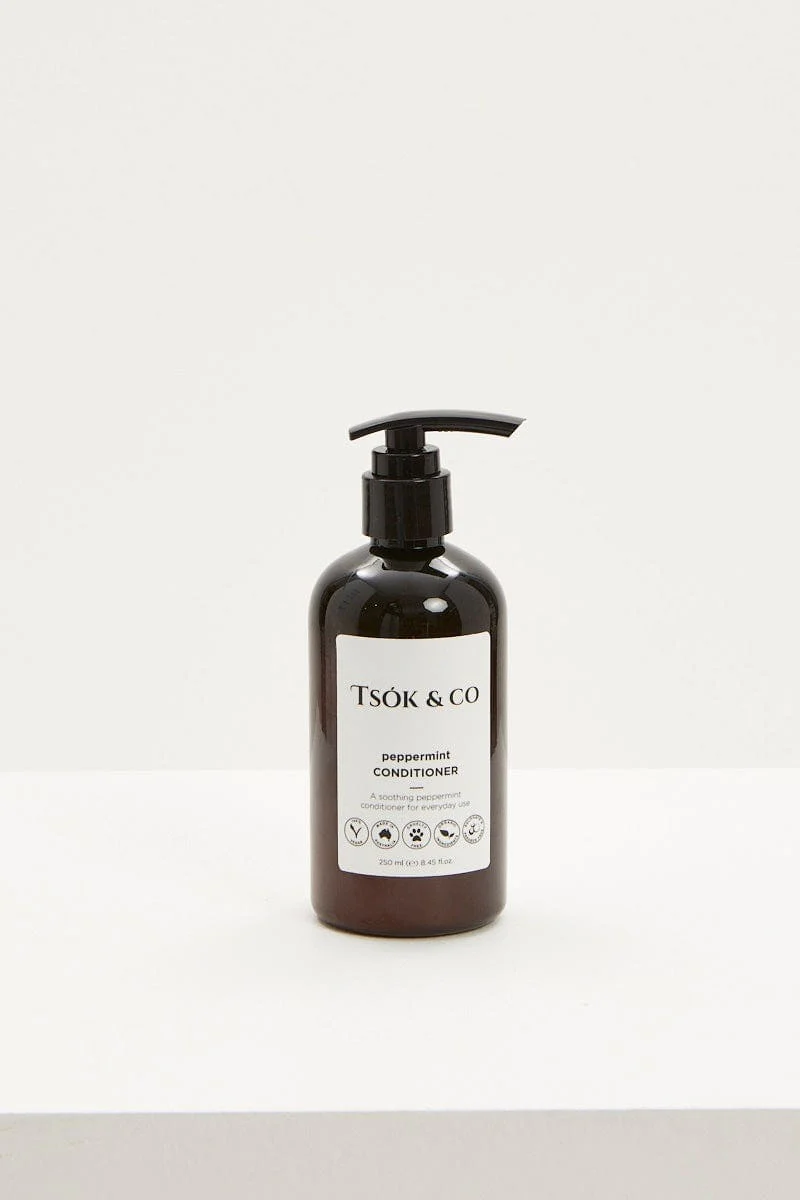 White Tsok And Co Peppermint Conditioner 250Ml