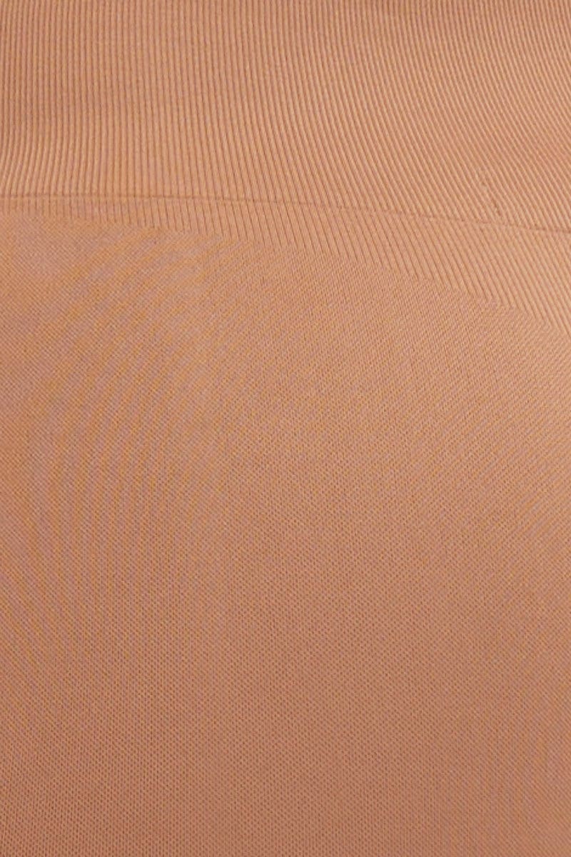 Beige Seamless Top And Legging Activewear Set