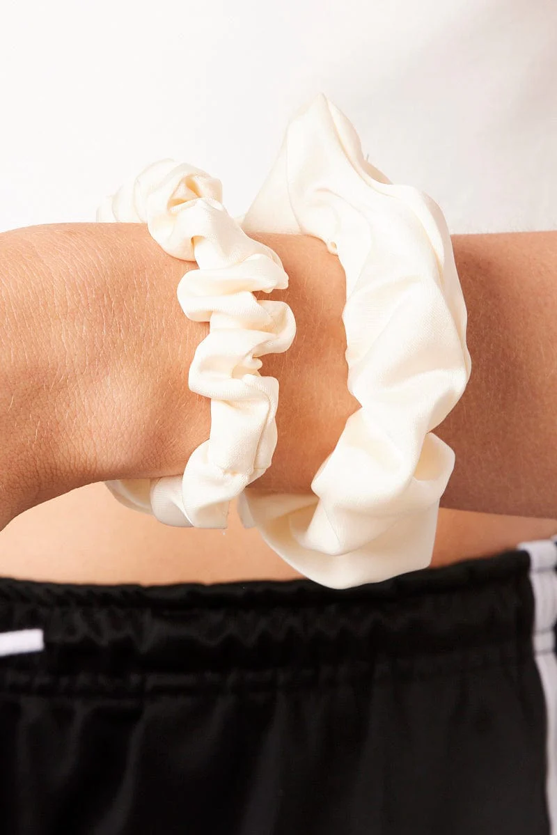 White 3 Pack Mixed Size Scrunchies