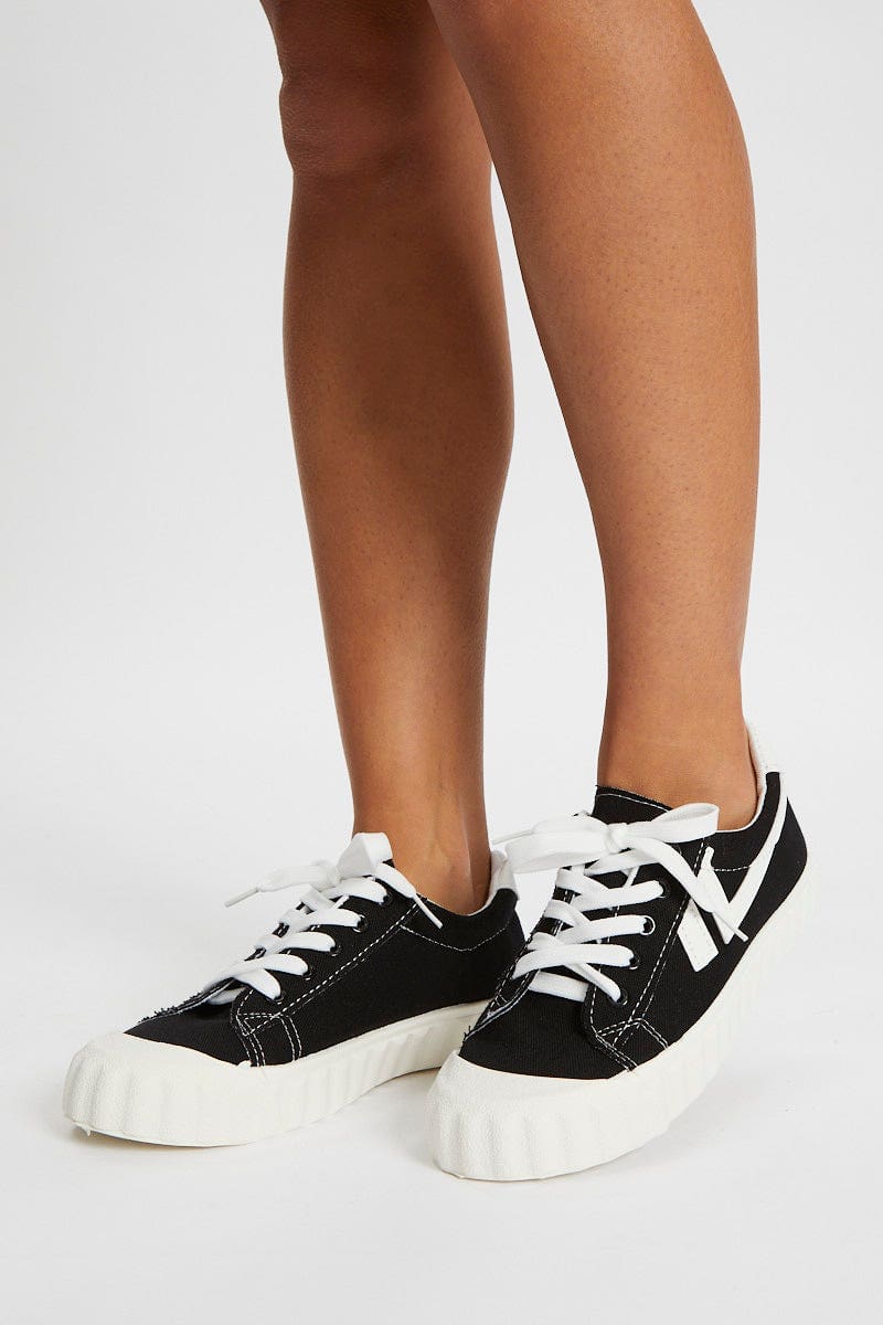 Black Contrast Line Detail Sneakers