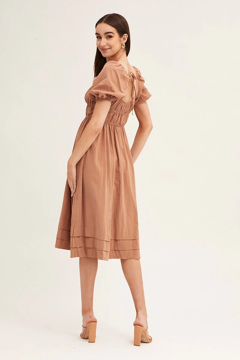Brown Short Sleeve Ruched Midi Dress