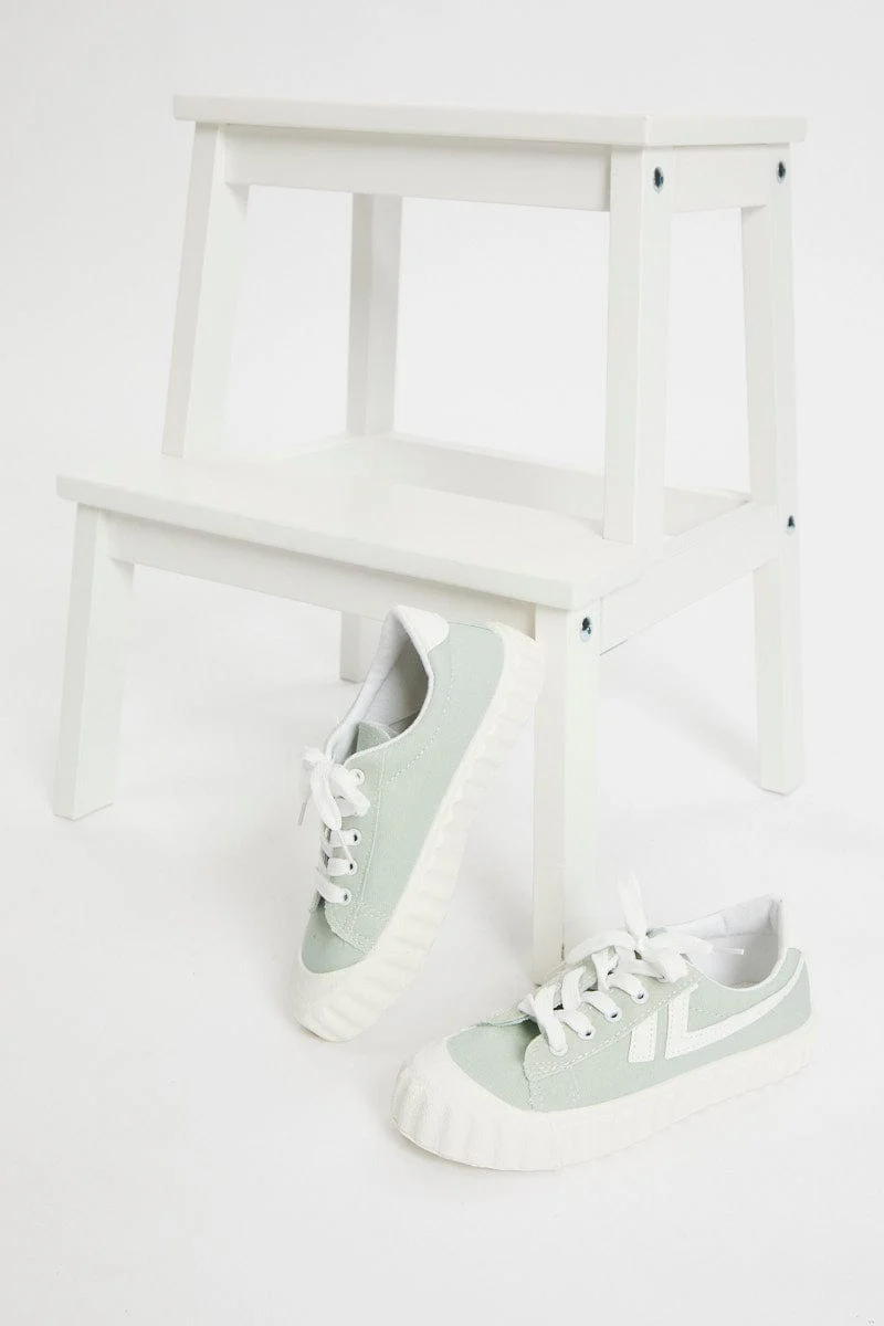 Green Contrast Line Detail Sneakers